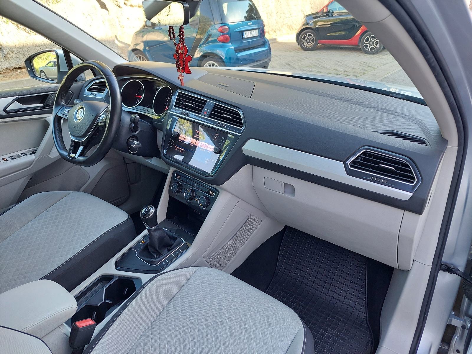 VW Tiguan 2,0 TDI BMT*PANORAMA*HR.AUTO*, fotografija 13