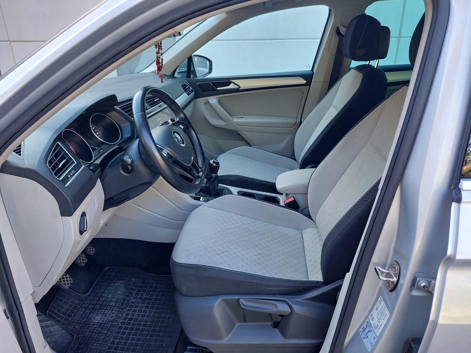 VW Tiguan 2,0 TDI BMT*PANORAMA*HR.AUTO*, fotografija 11