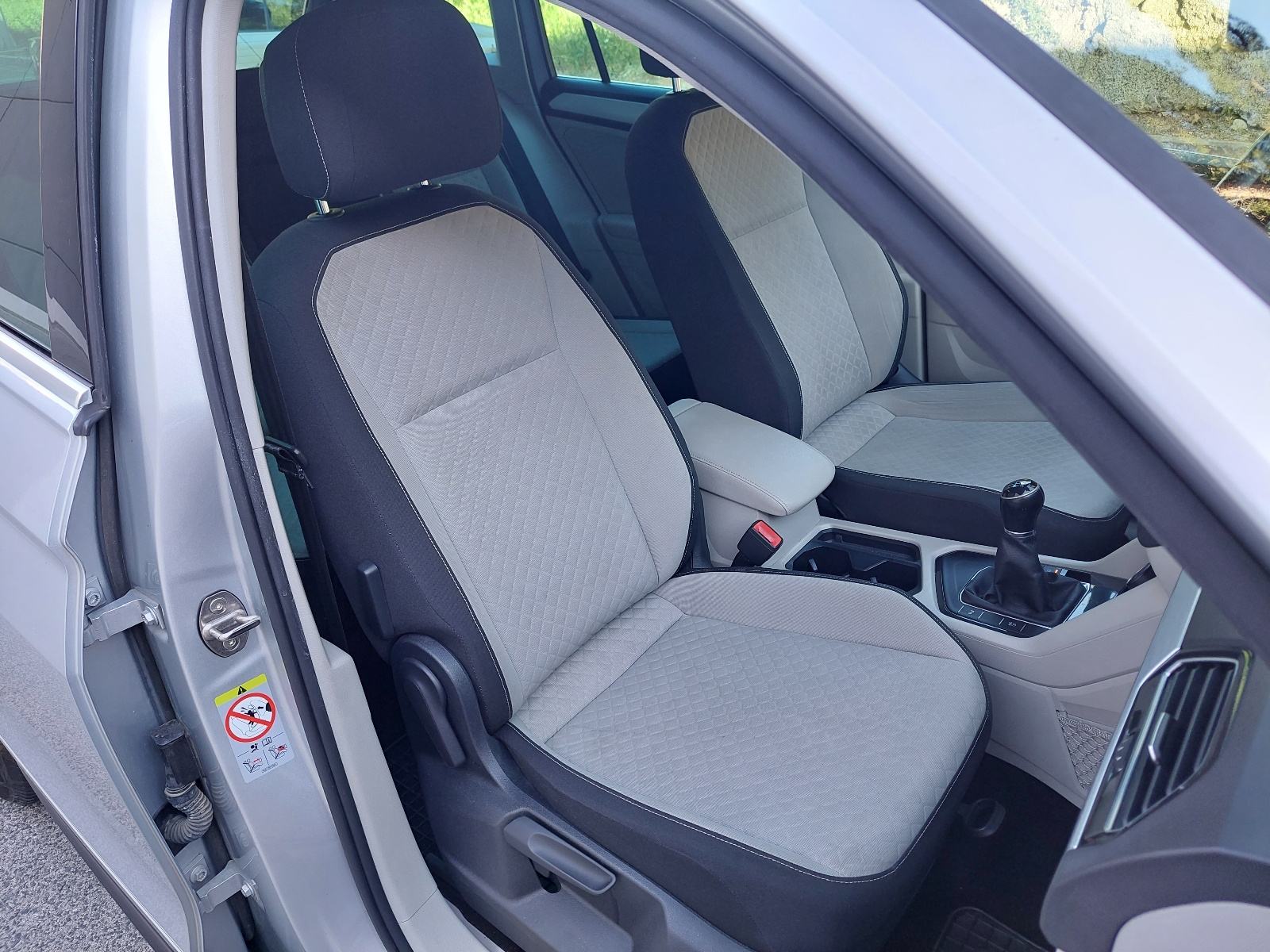 VW Tiguan 2,0 TDI BMT*PANORAMA*HR.AUTO*, fotografija 15