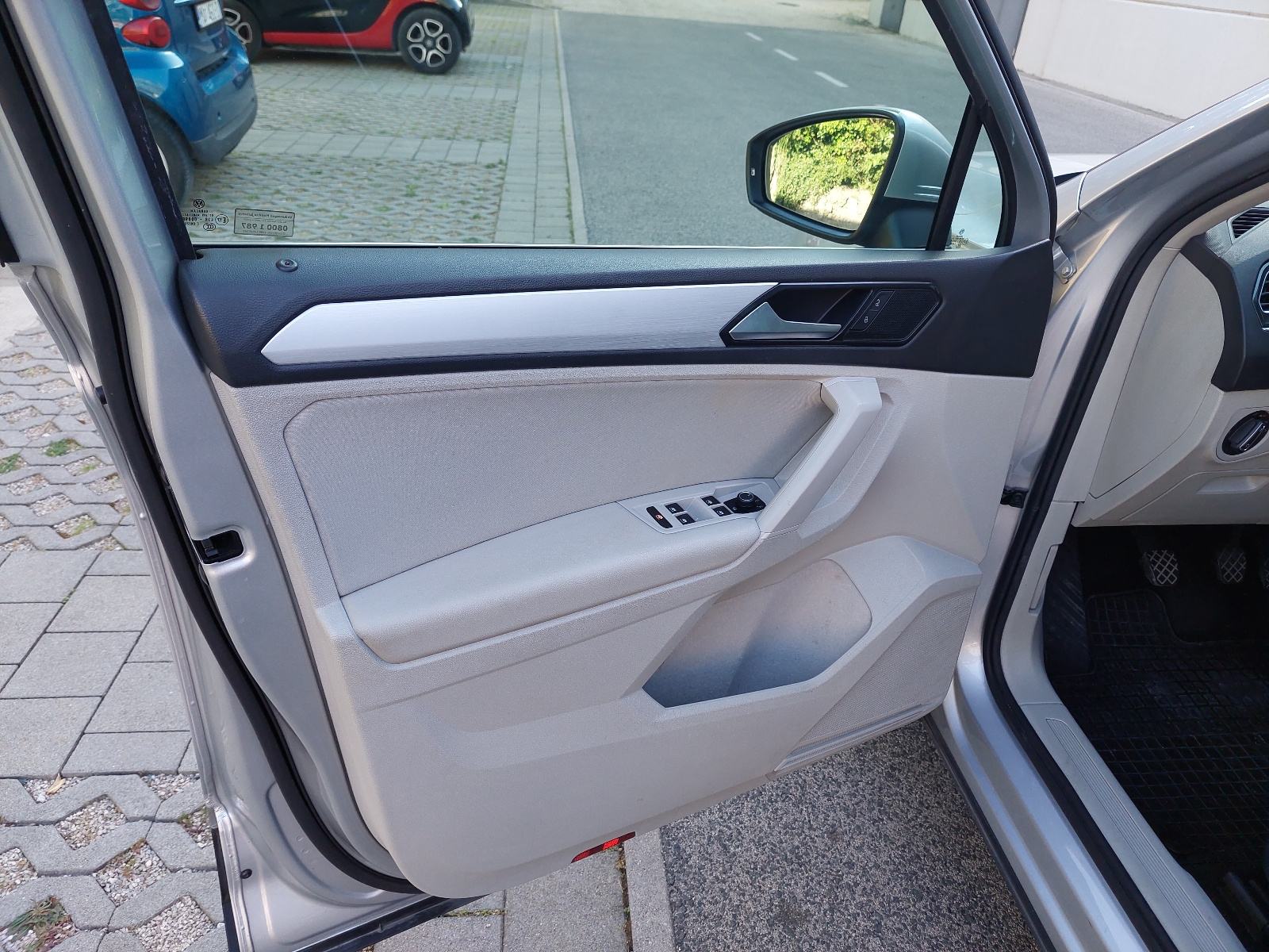 VW Tiguan 2,0 TDI BMT*PANORAMA*HR.AUTO*, fotografija 18