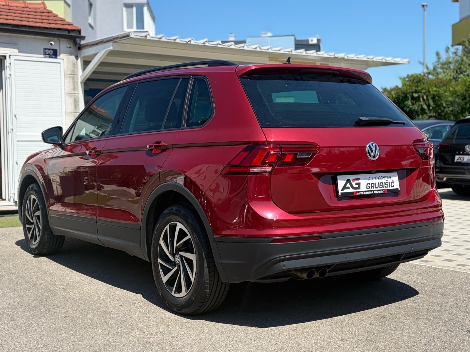 VW Tiguan 2,0 TDI 4MOTION *Servisna* *Top stanje!* *Jamstvo*, fotografija 4