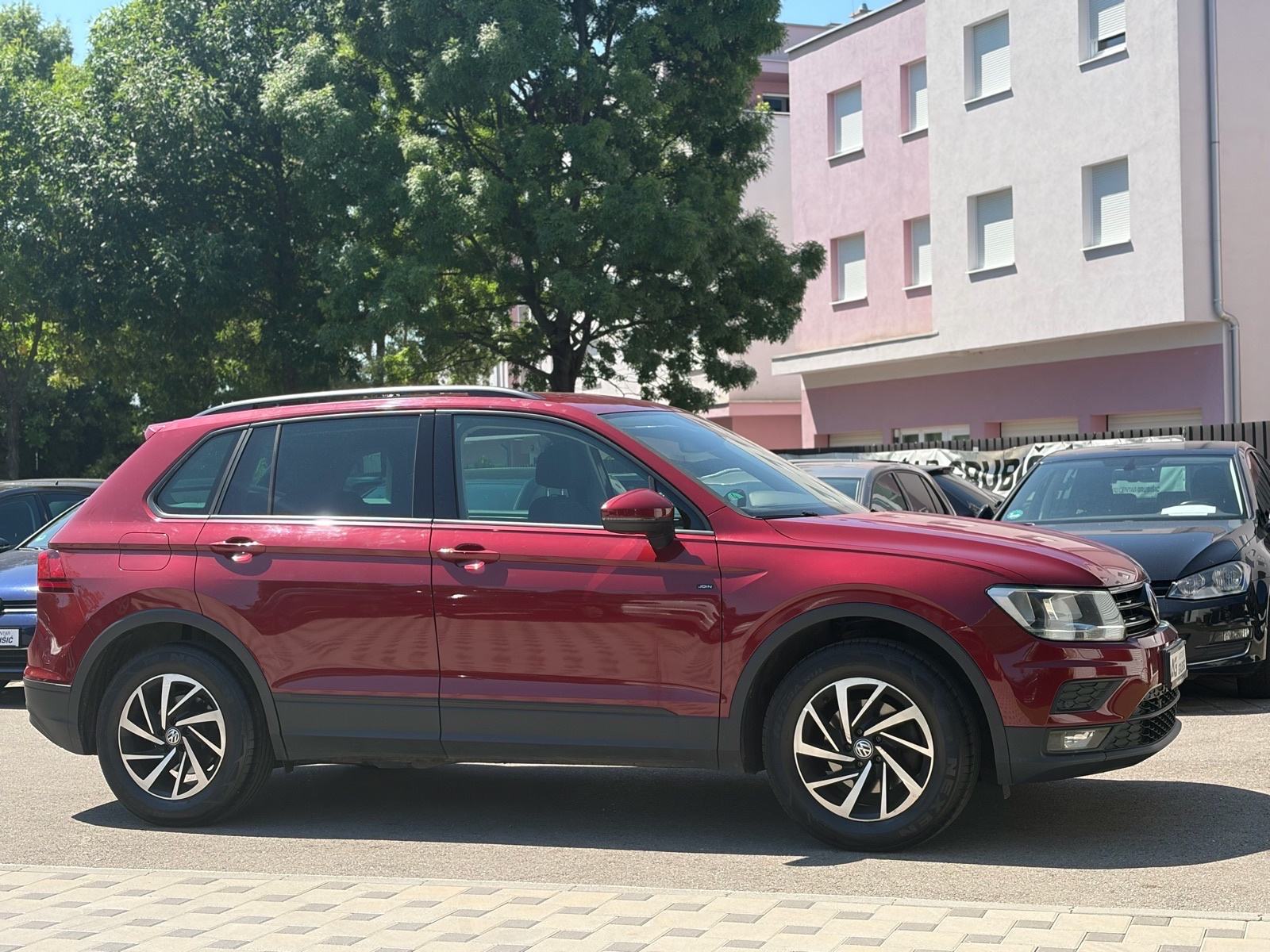 VW Tiguan 2,0 TDI 4MOTION *Servisna* *Top stanje!* *Jamstvo*, fotografija 11