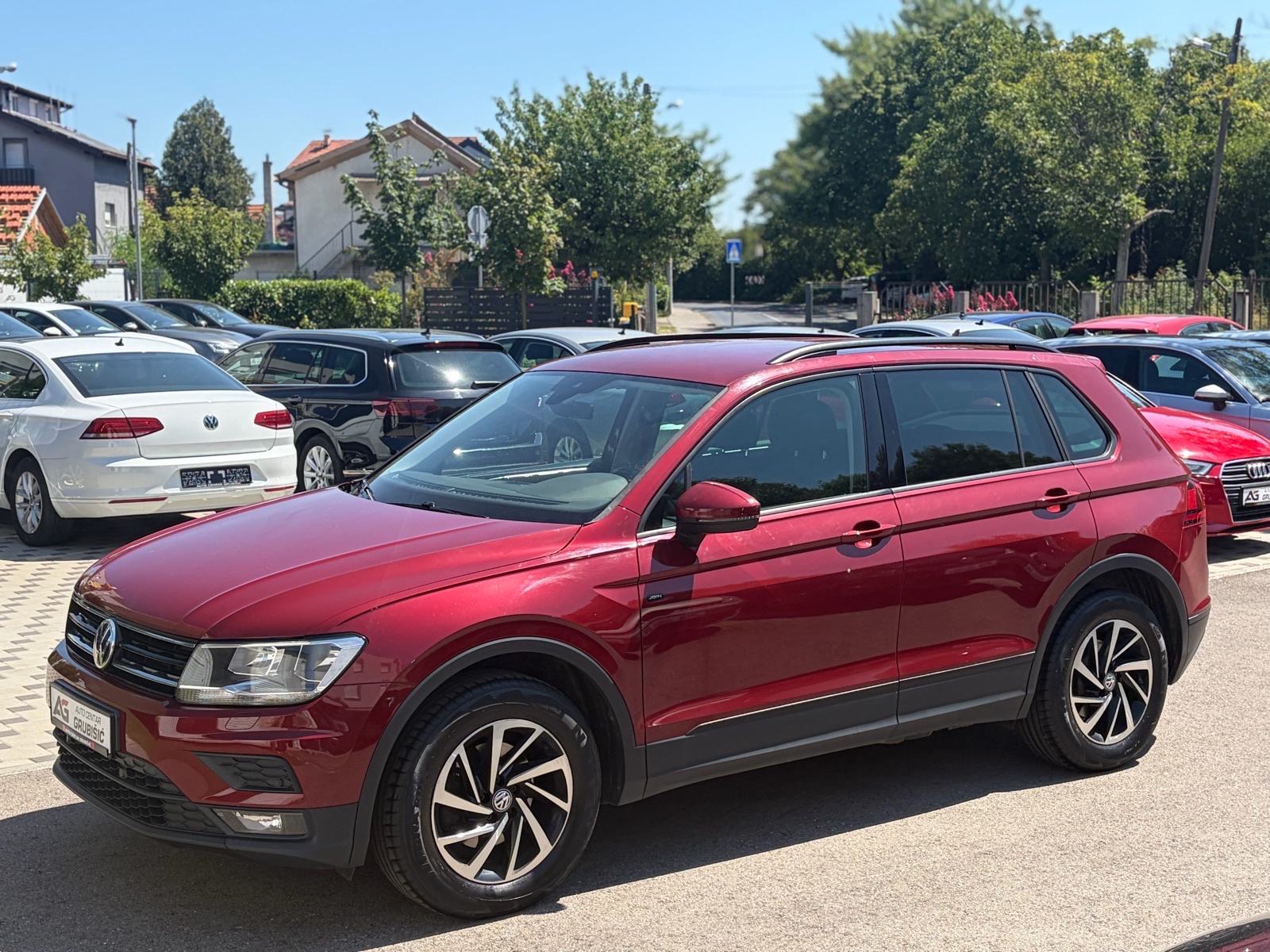 VW Tiguan 2,0 TDI 4MOTION *Servisna* *Top stanje!* *Jamstvo*, fotografija 13