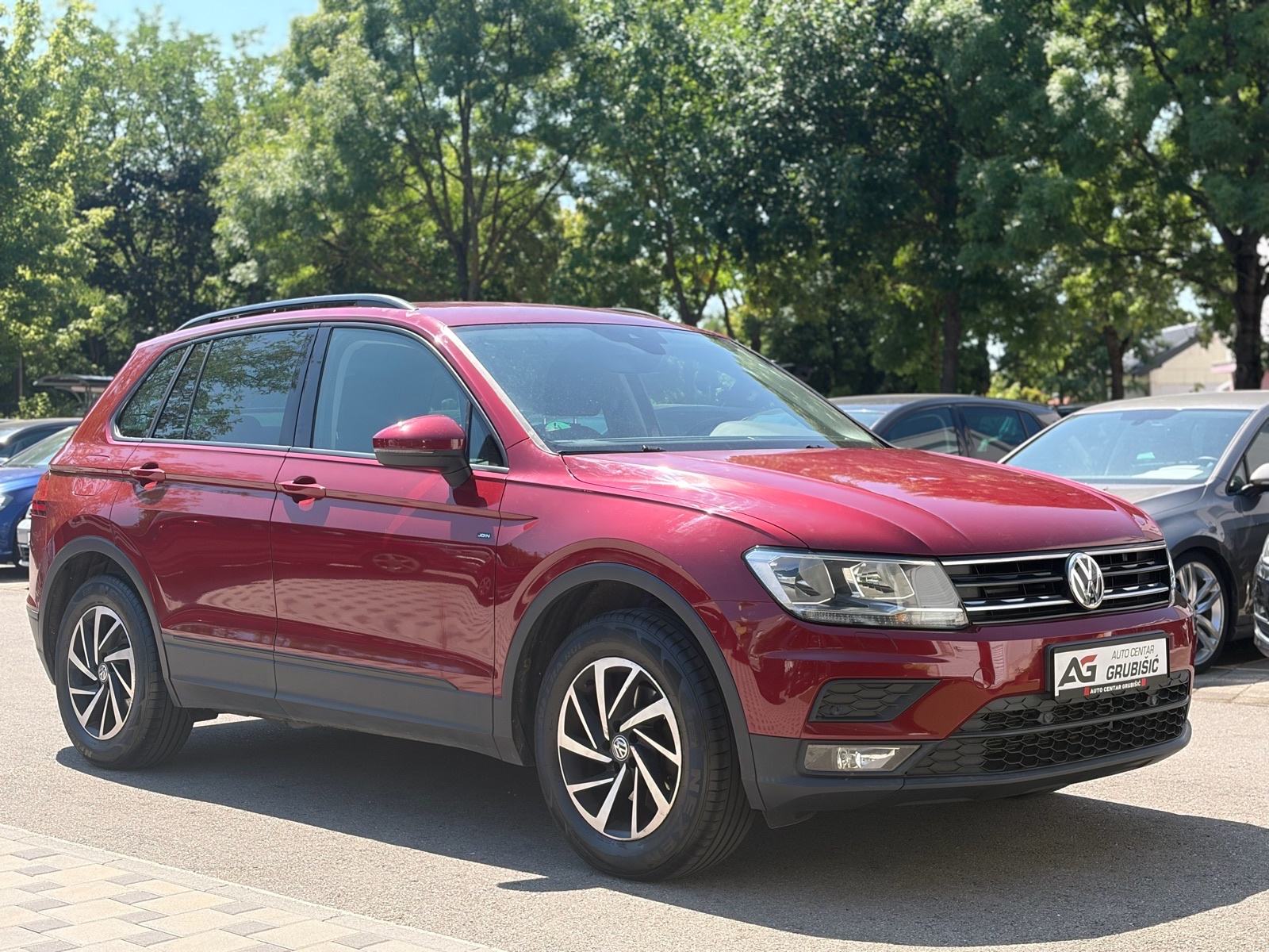VW Tiguan 2,0 TDI 4MOTION *Servisna* *Top stanje!* *Jamstvo*, fotografija 7