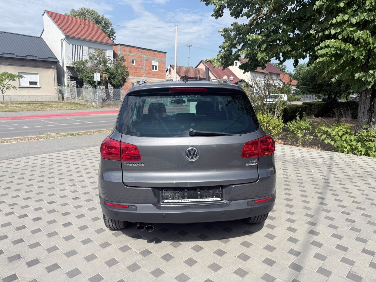 VW TIGUAN 2,0 TDI LOUNGE,XENON,LED,NAVI,VELIKI SERVIS, fotografija 5