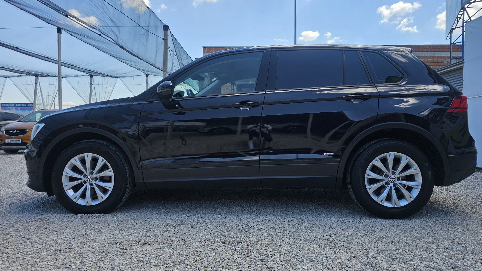 VW Tiguan 2,0 TDI,CLIMATRONIC,P.RAČUNALOP,ALU,134000KM,TOP,REG.5/2027, fotografija 7