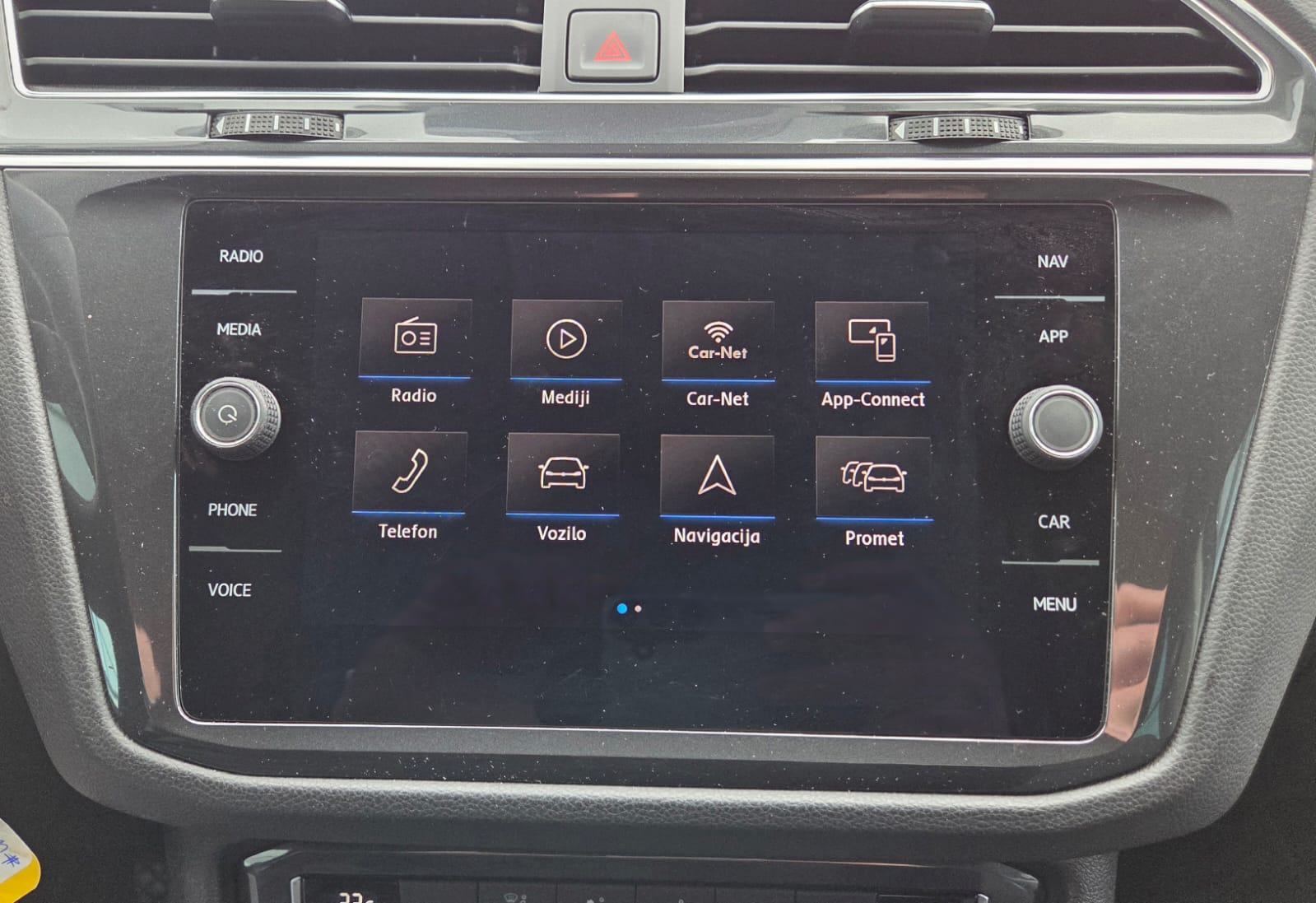 VW Tiguan 2,0 TDI COMFORTLINE*ALU NAVI KAMERA PARK PILOT*GARANCIJA*, fotografija 17