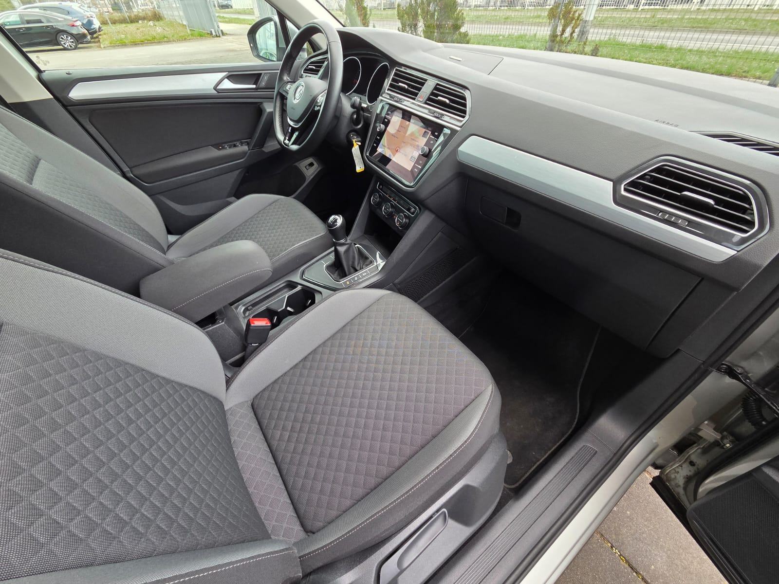 VW Tiguan 2,0 TDI COMFORTLINE*ALU NAVI KAMERA PARK PILOT*GARANCIJA*, fotografija 10