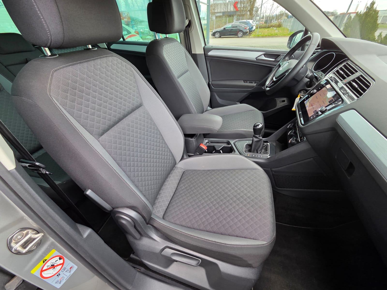 VW Tiguan 2,0 TDI COMFORTLINE*ALU NAVI KAMERA PARK PILOT*GARANCIJA*, fotografija 11