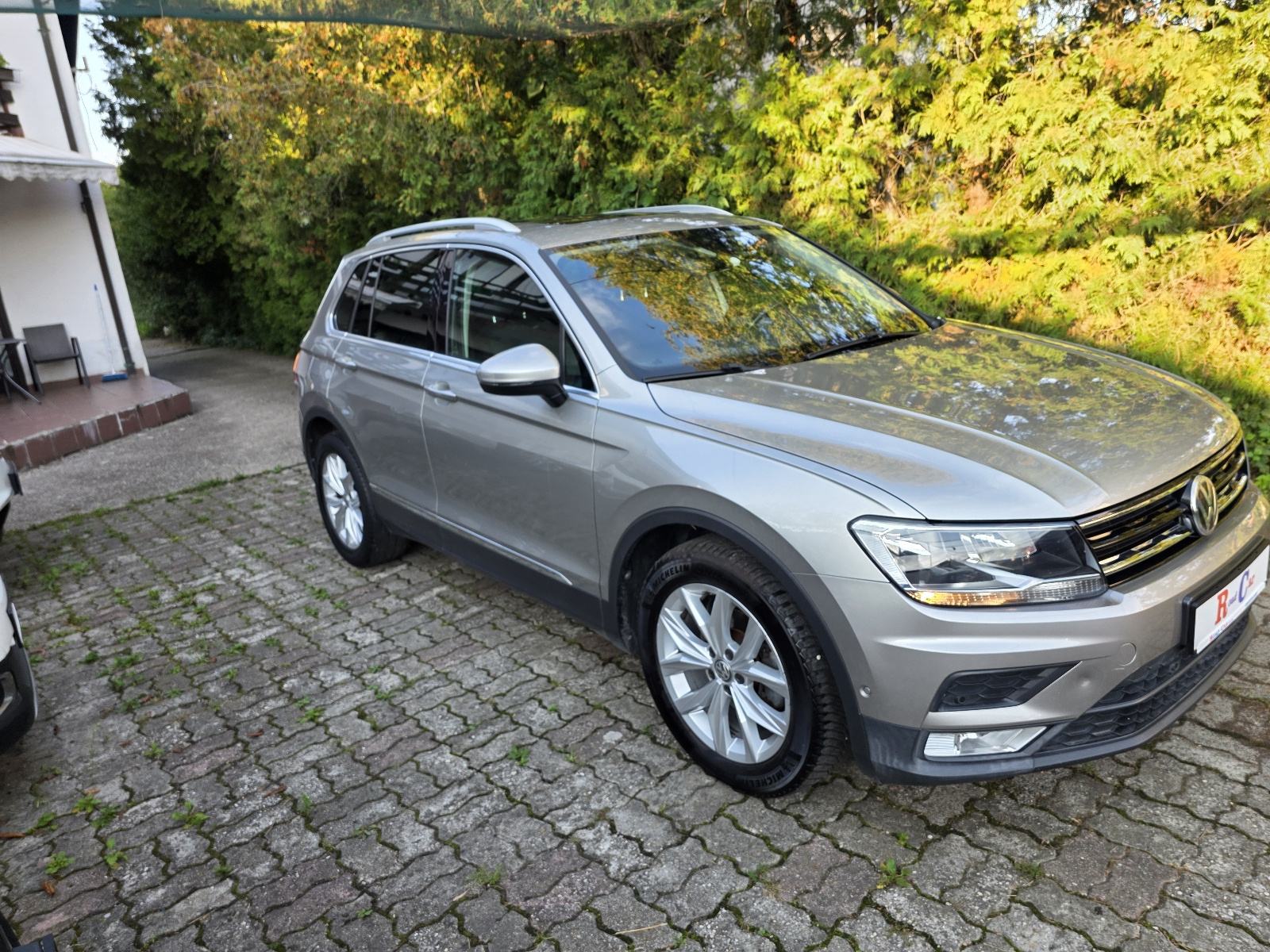 VW Tiguan 2,0 TDI Comfortline,navi,2xpdc,acc radar, pogled izvana - slika 3