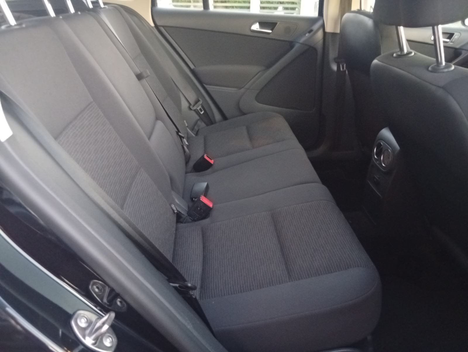 VW Tiguan 2,0 TDI Cross mod.2016 - 159 TKM/ MEDIA/ ALU/ PDC/ V.SERVIS, fotografija 10