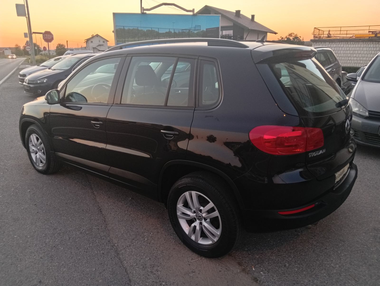 VW Tiguan 2,0 TDI Cross mod.2016 - 159 TKM/ MEDIA/ ALU/ PDC/ V.SERVIS, fotografija 6
