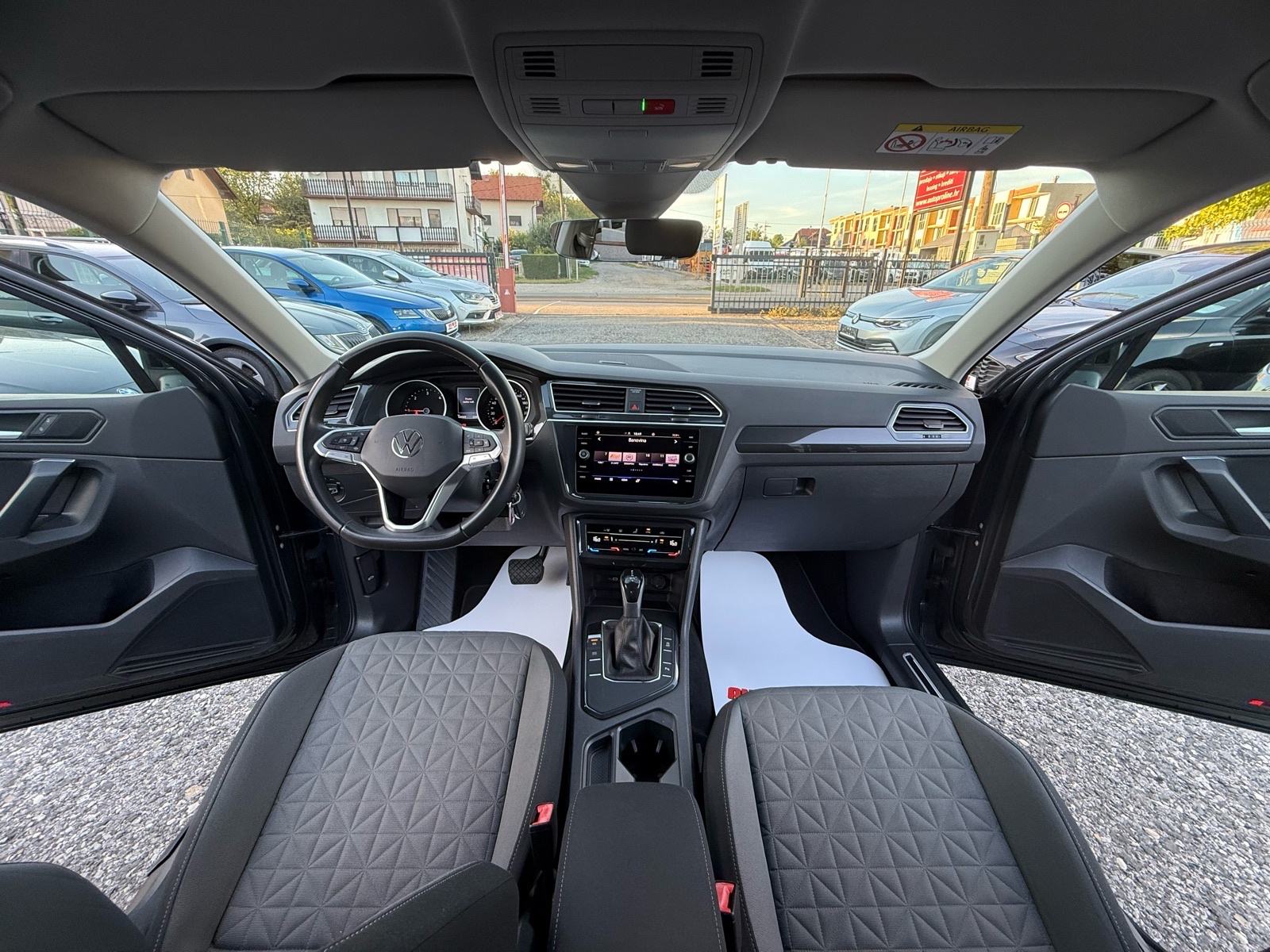 VW Tiguan 2,0 TDI DSG - 1. Vlasnik - 108.000 km - KAO NOVI, fotografija 14