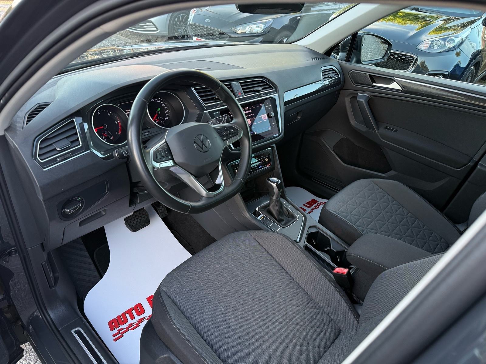 VW Tiguan 2,0 TDI DSG - 1. Vlasnik - 108.000 km - KAO NOVI, fotografija 12