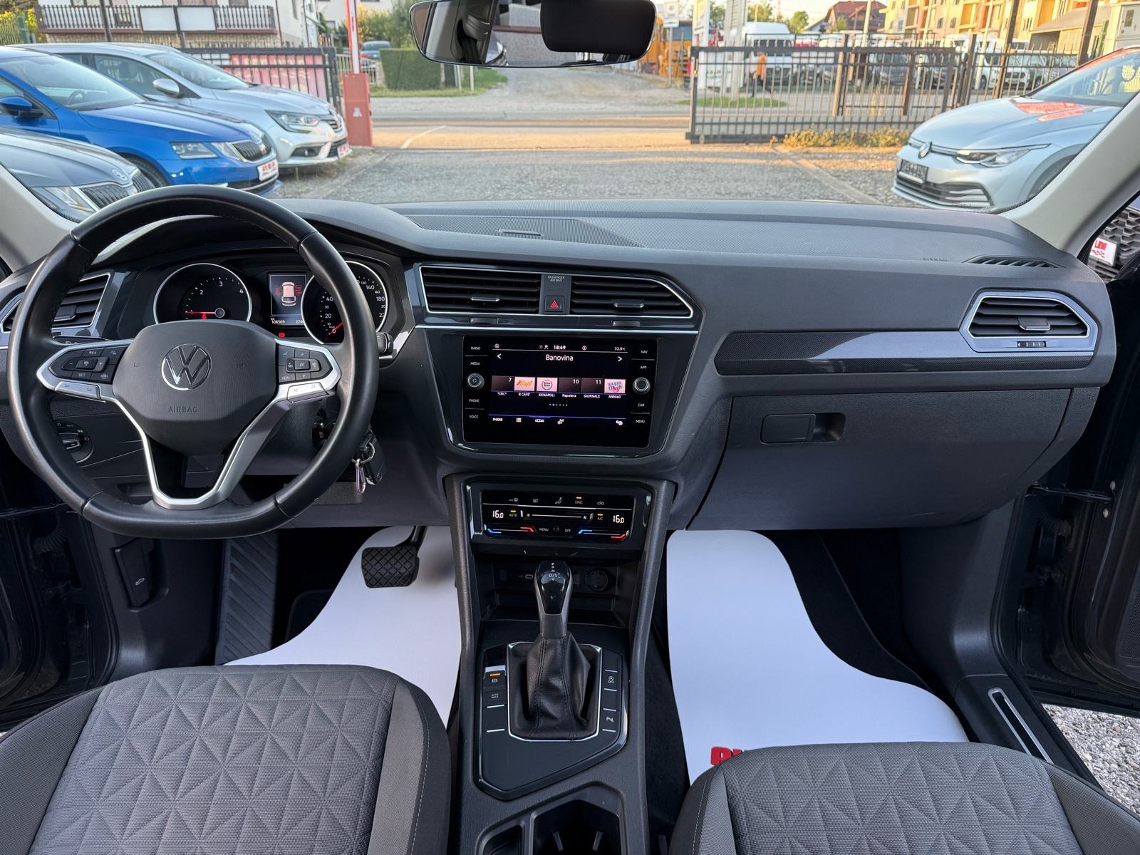 VW Tiguan 2,0 TDI DSG - 1. Vlasnik - 108.000 km - KAO NOVI, fotografija 15