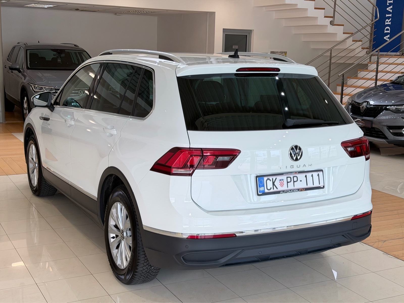 VW TIGUAN 2,0 TDI | DSG | 12/2021 | LED | ACC | LANE | PDC | JAMSTVO |, fotografija 6