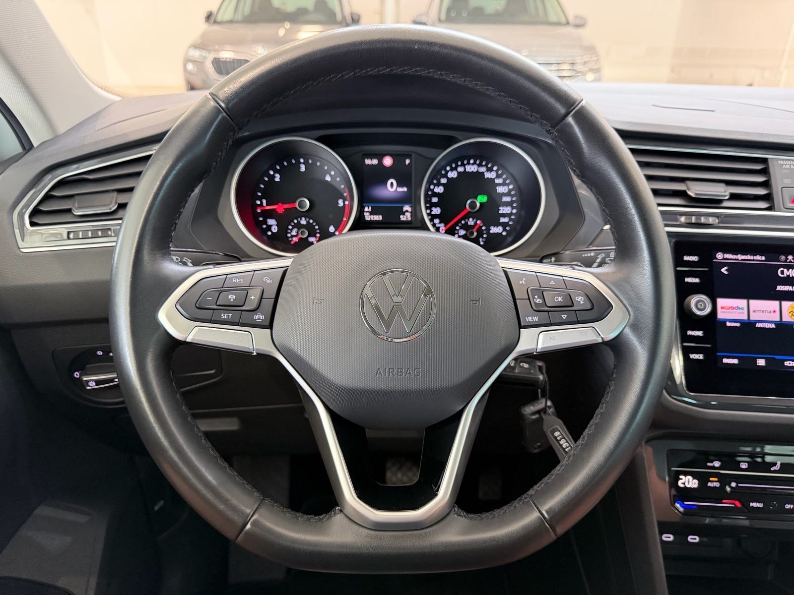 VW TIGUAN 2,0 TDI | DSG | 12/2021 | LED | ACC | LANE | PDC | JAMSTVO |, fotografija 16