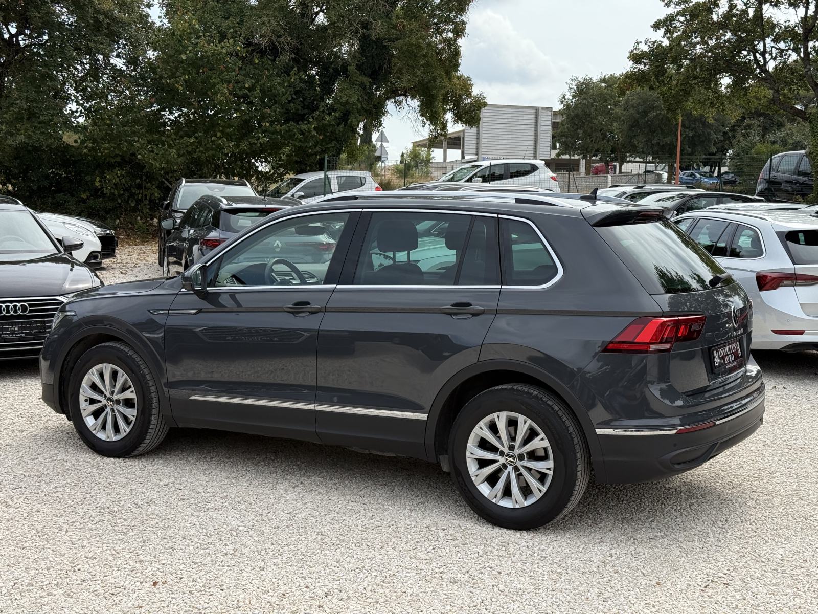 VW TIGUAN 2.0 TDI DSG 2022. God - 43 500 KM - *Life* - SUSTAV PDV-A!, fotografija 6