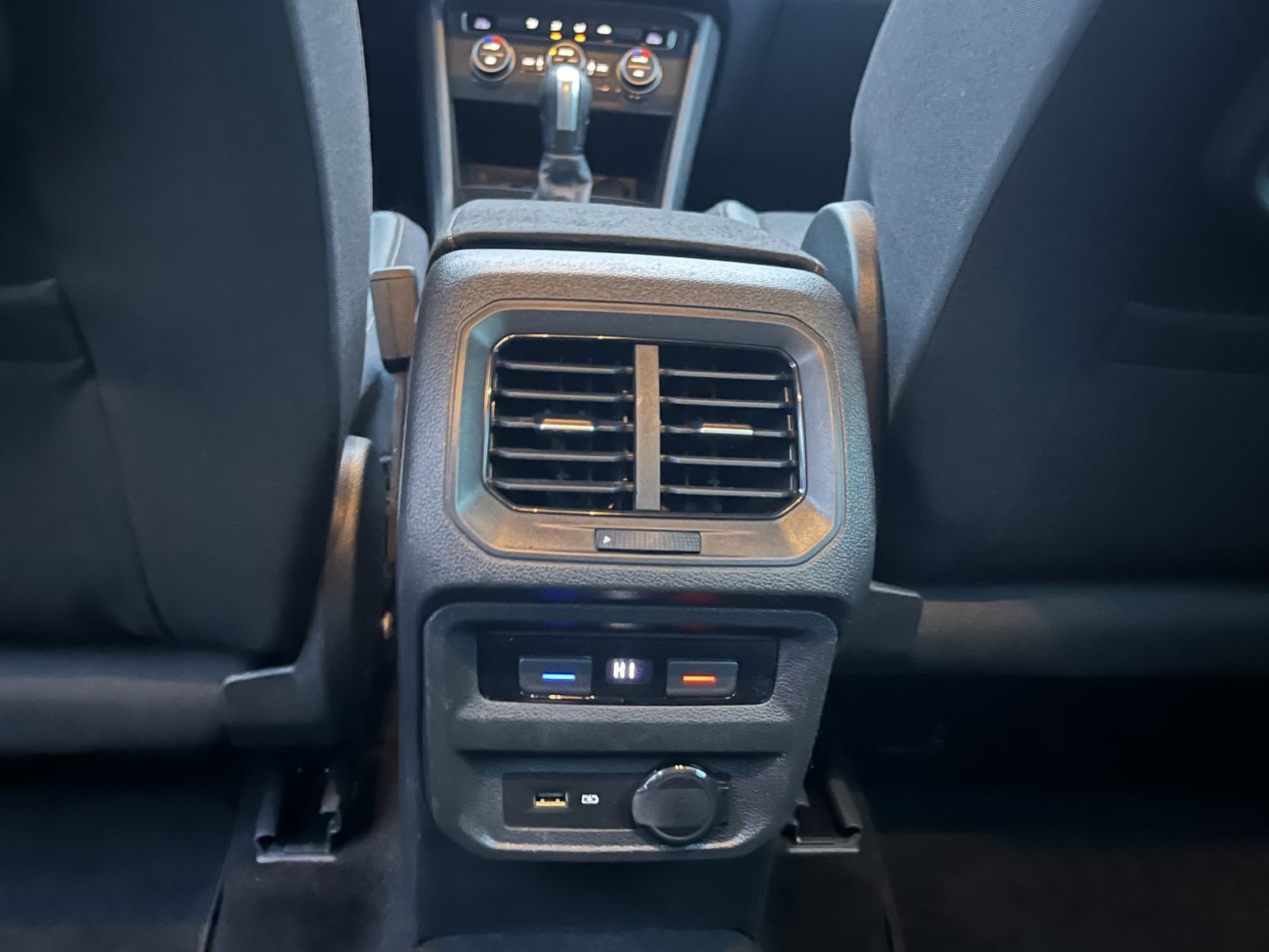 VW Tiguan 2,0 TDI DSG Automatik 150 KS NAVIGACIJA, fotografija 11