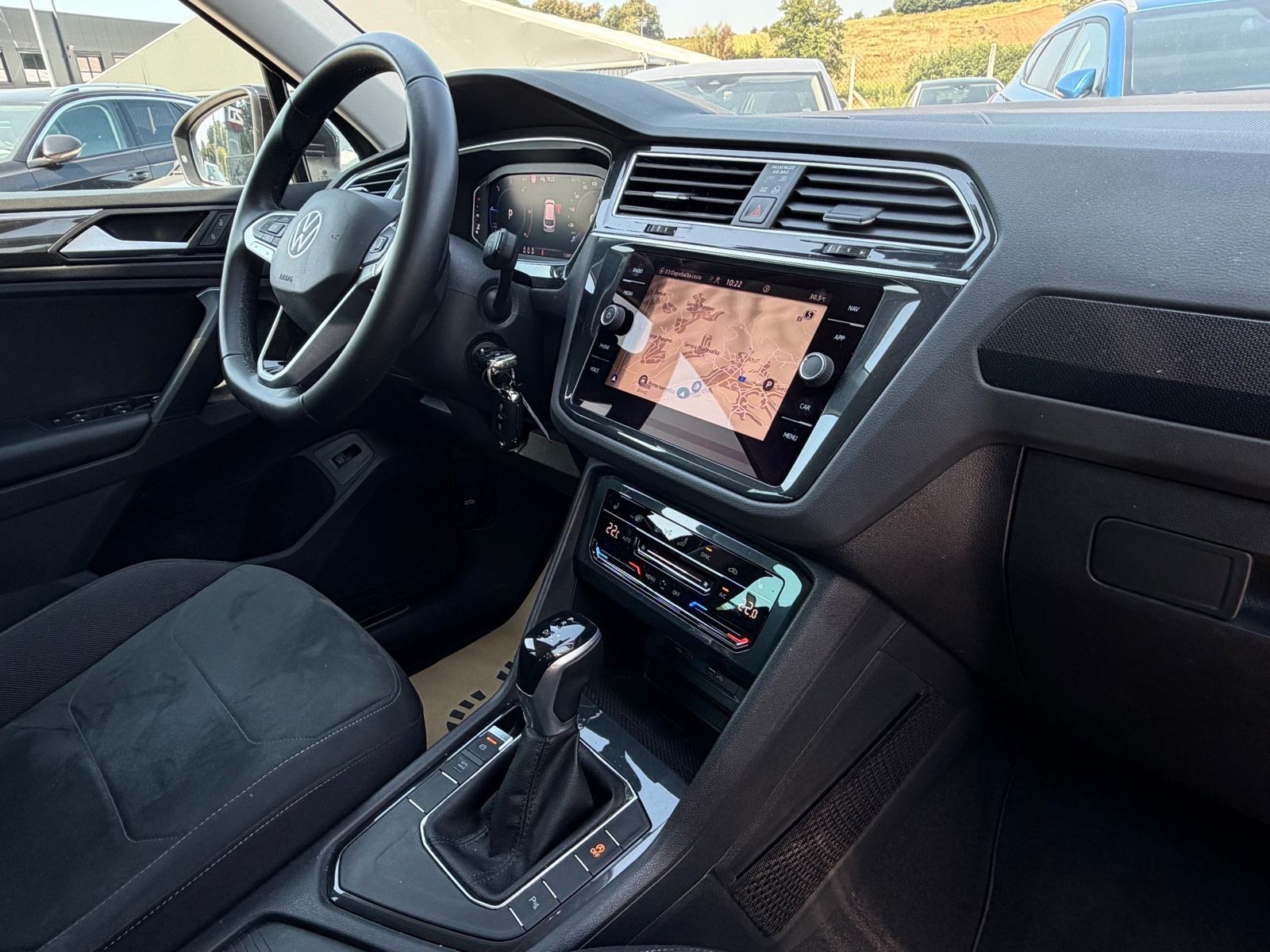 VW Tiguan 2,0 TDI *DSG* Elegance FULL LED IQ.LIGHT Nav ACC R18 Servisn, fotografija 18
