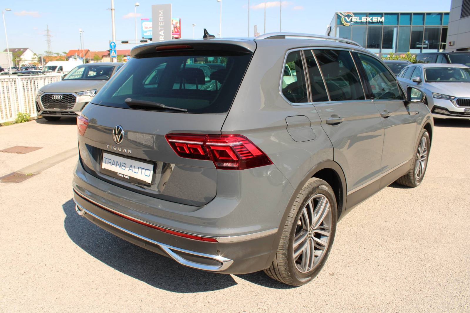 VW Tiguan 2.0 TDi DSG Elegance *NAVIGACIJA, KAMERA, VIRTUAL*, fotografija 5