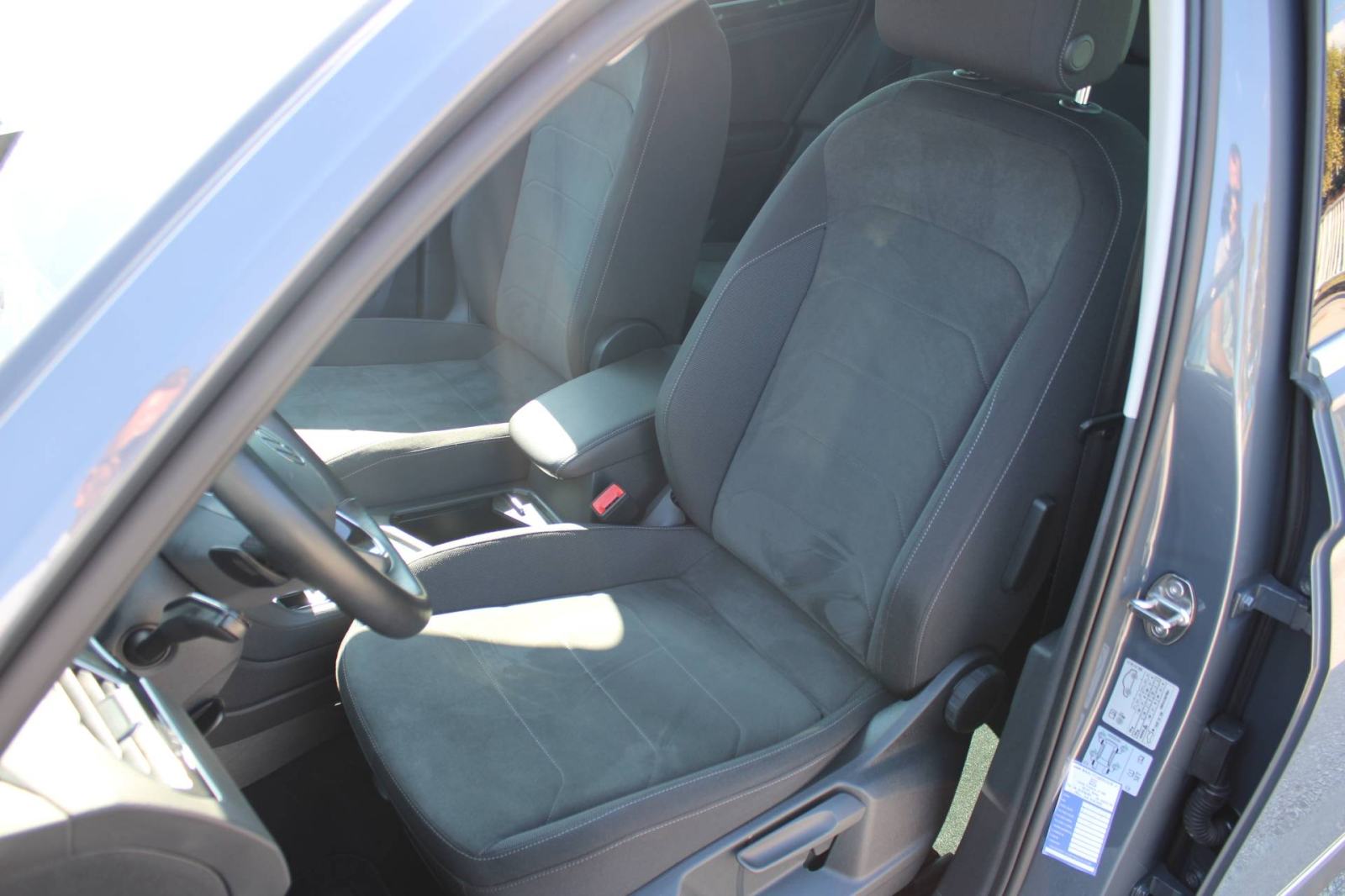 VW Tiguan 2.0 TDi DSG Elegance *NAVIGACIJA, KAMERA, VIRTUAL*, fotografija 11
