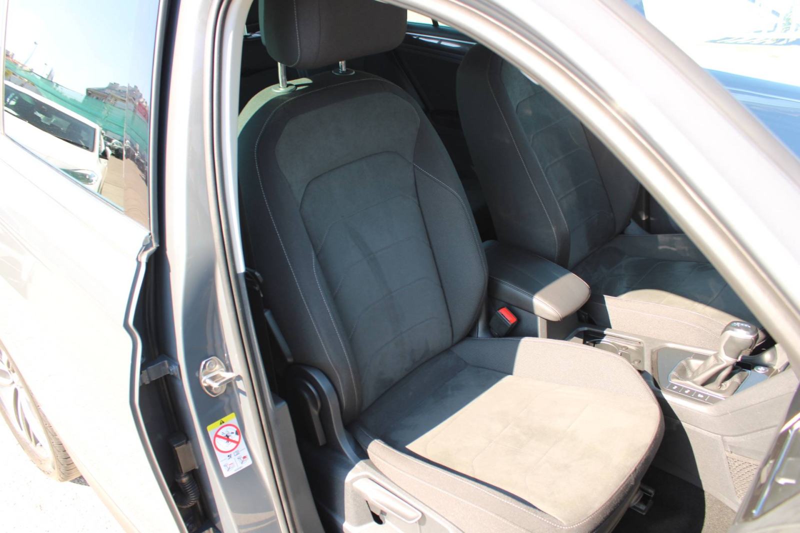 VW Tiguan 2.0 TDi DSG Elegance *NAVIGACIJA, KAMERA, VIRTUAL*, fotografija 13
