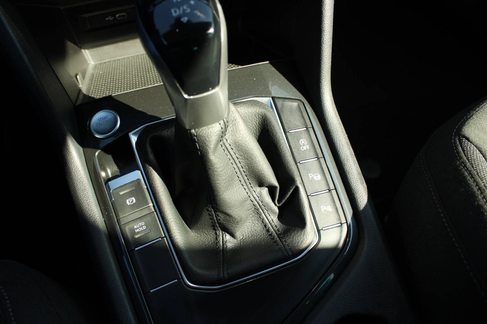 VW Tiguan 2.0 TDi DSG Elegance *NAVIGACIJA, KAMERA, VIRTUAL*, fotografija 18