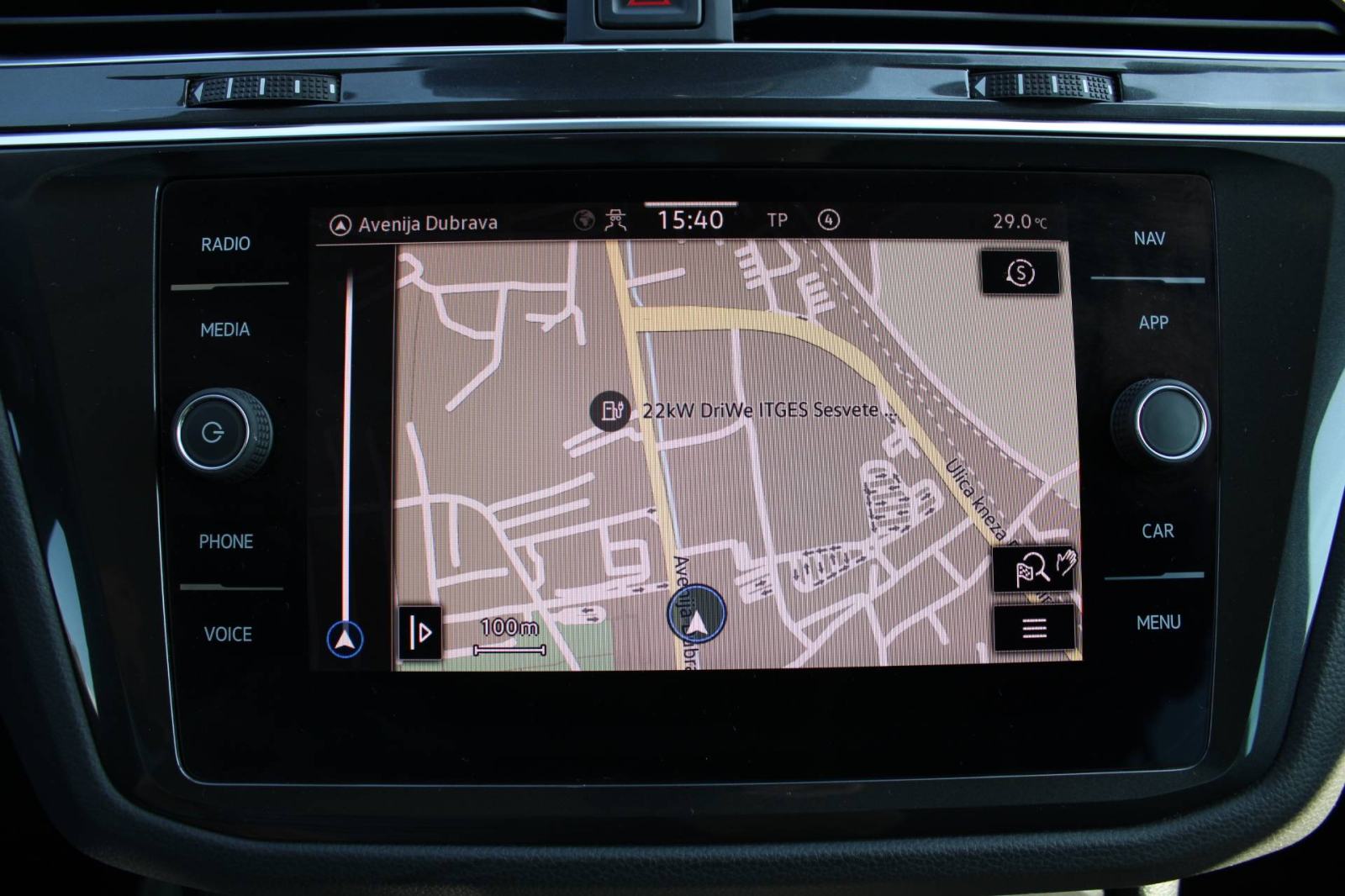 VW Tiguan 2.0 TDi DSG Elegance *NAVIGACIJA, KAMERA, VIRTUAL*, fotografija 20