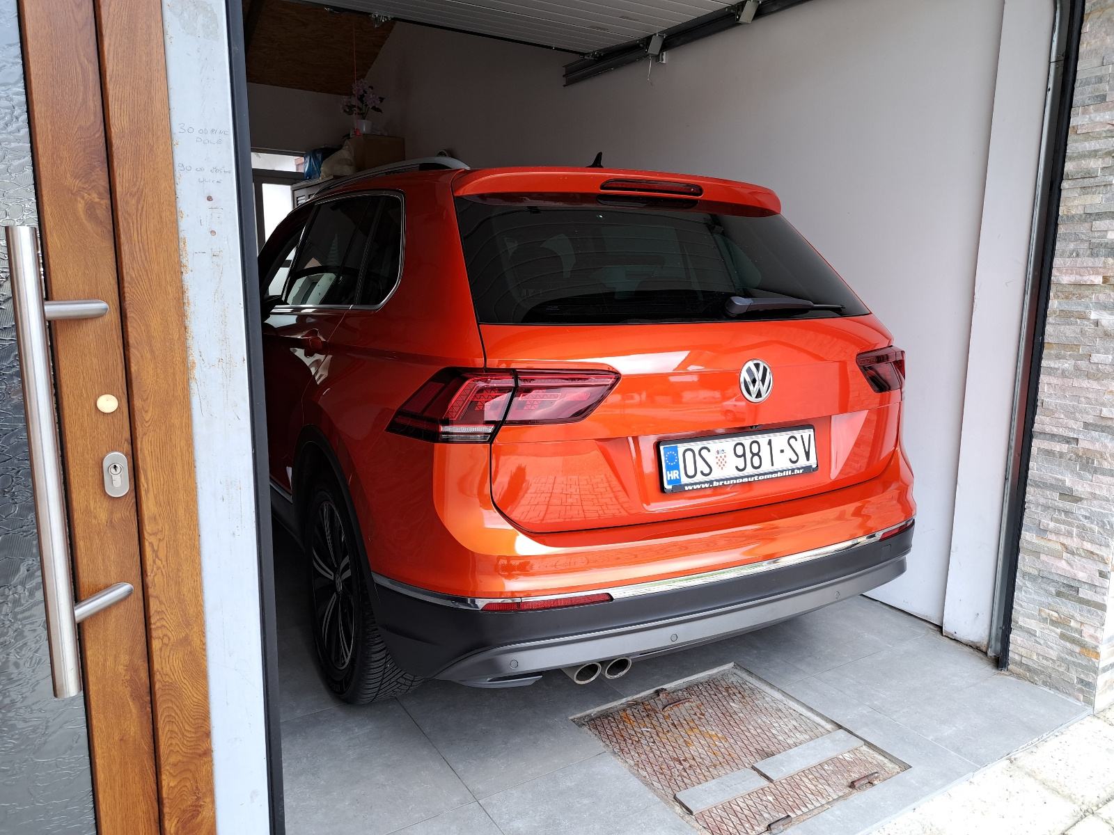 VW Tiguan 2,0 TDI Dsg Highline.. virtual.. panorama..360°..alcantra.., fotografija 9