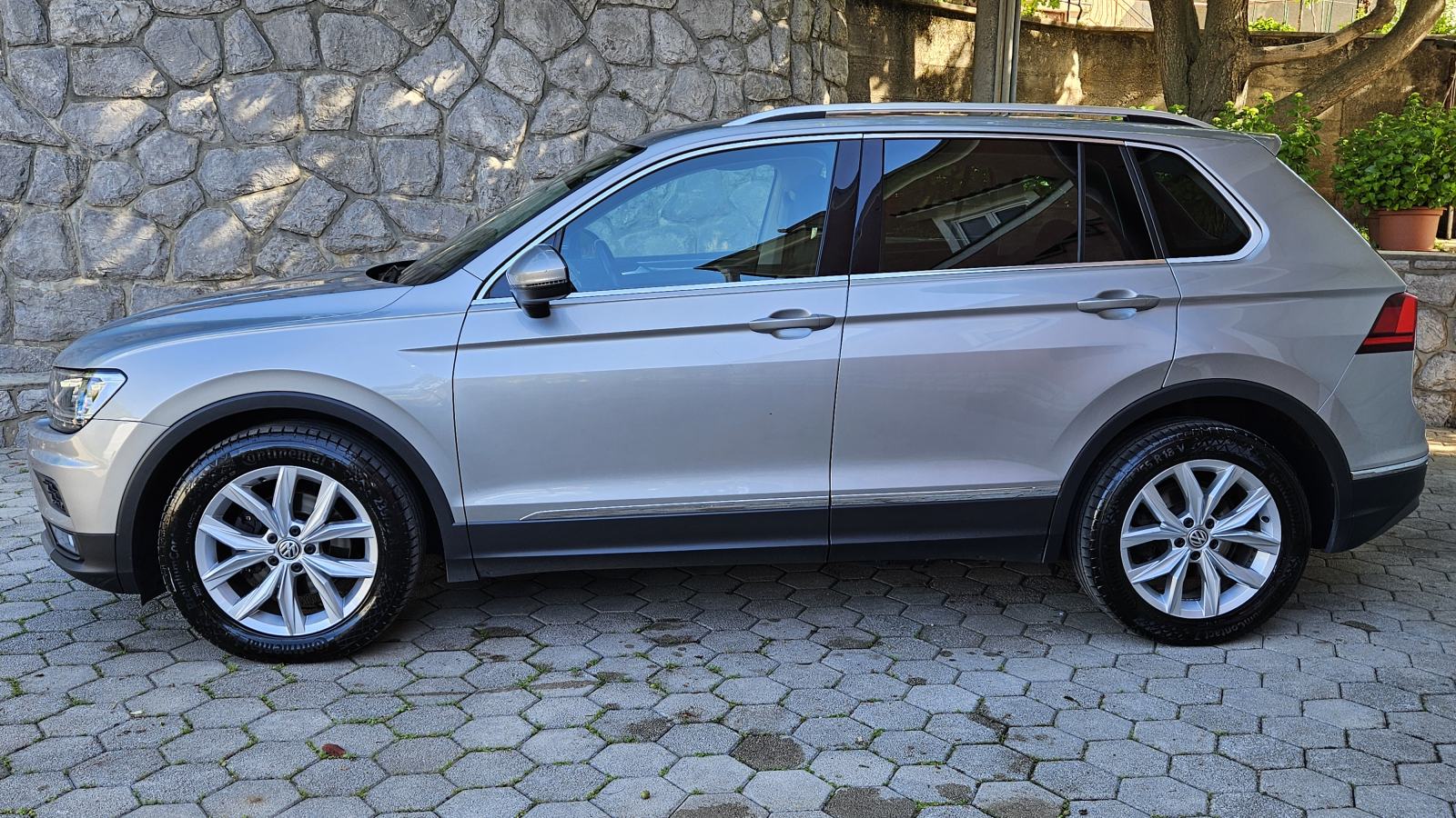 VW Tiguan 2,0 TDI DSG Highline 4Motion*Virtual cockpit*led*, fotografija 4