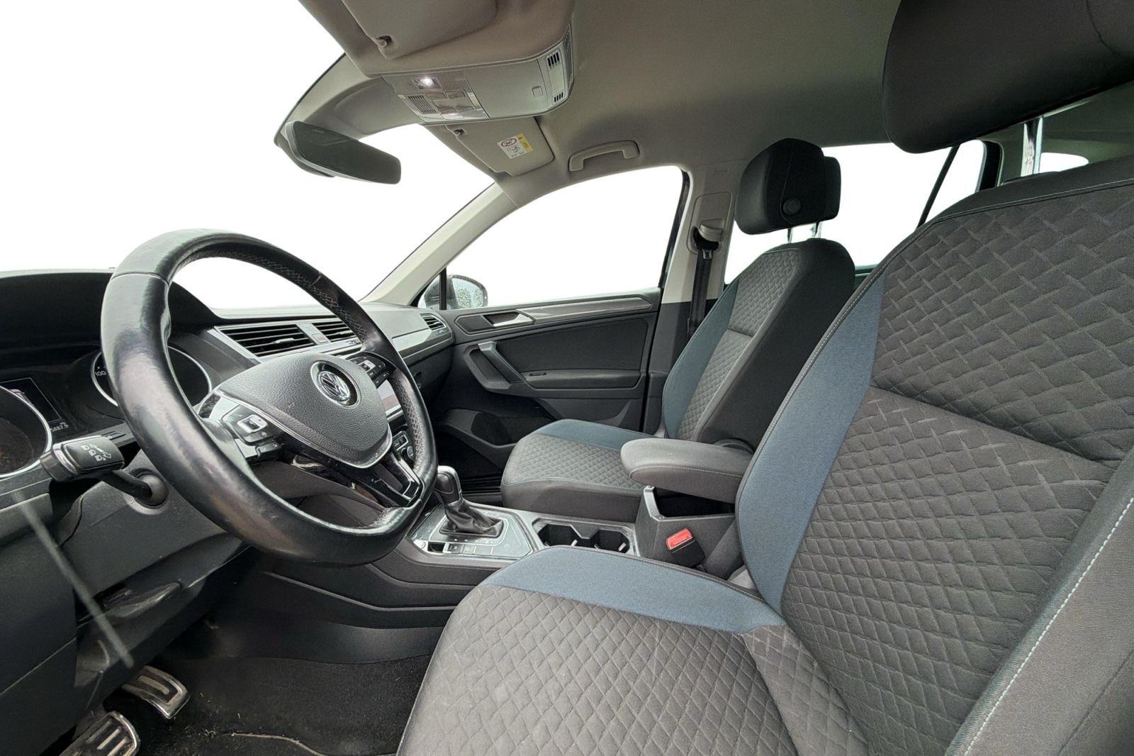 VW Tiguan 2.0 TDI - DSG - KAMERA - GRIJANJE SJEDALA - LEASING, fotografija 5