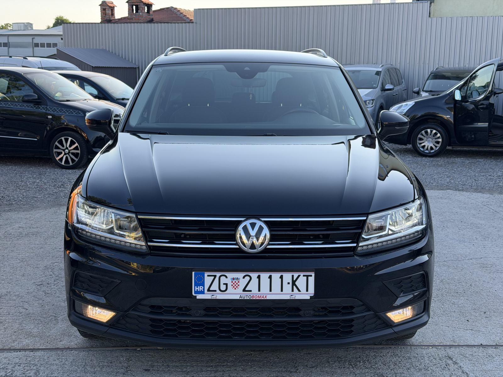VW Tiguan 2,0 TDI DSG -LED-KAMERA-ACC-V+M SERVIS-MOD.2019, fotografija 2