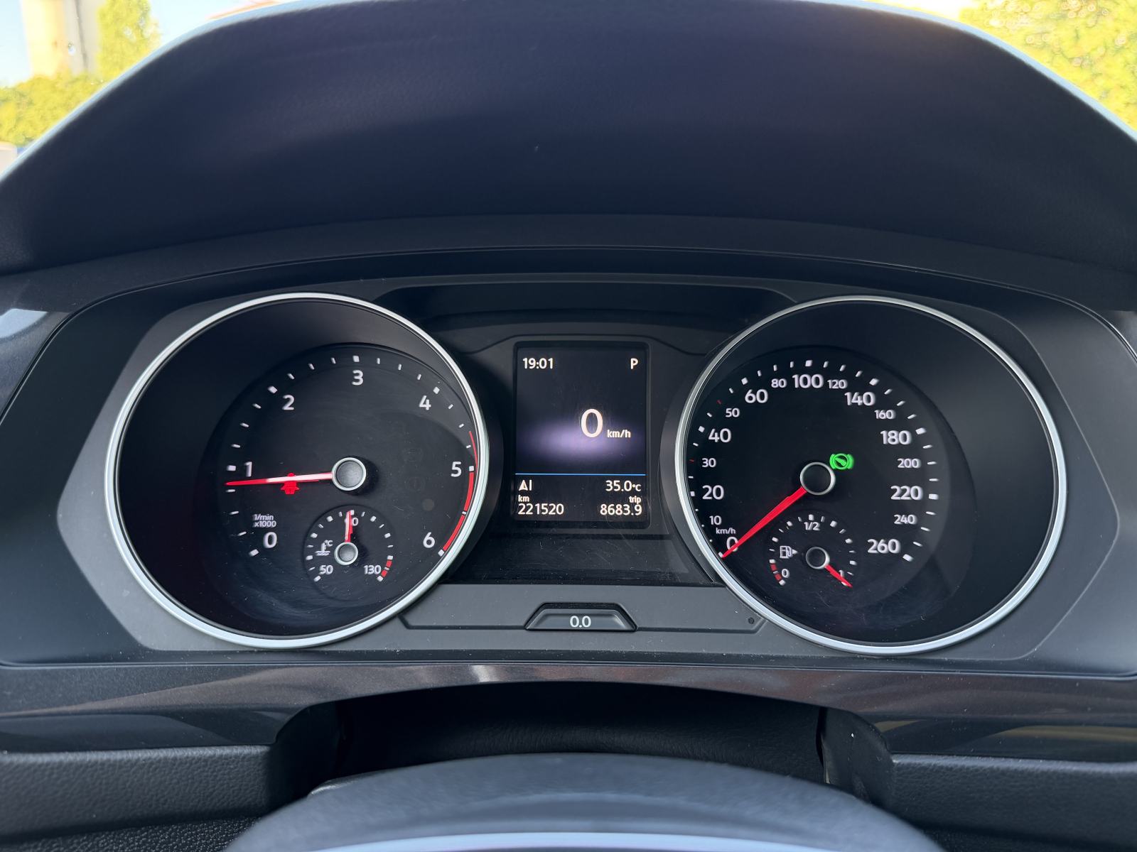VW Tiguan 2,0 TDI DSG -LED-KAMERA-ACC-V+M SERVIS-MOD.2019, fotografija 18