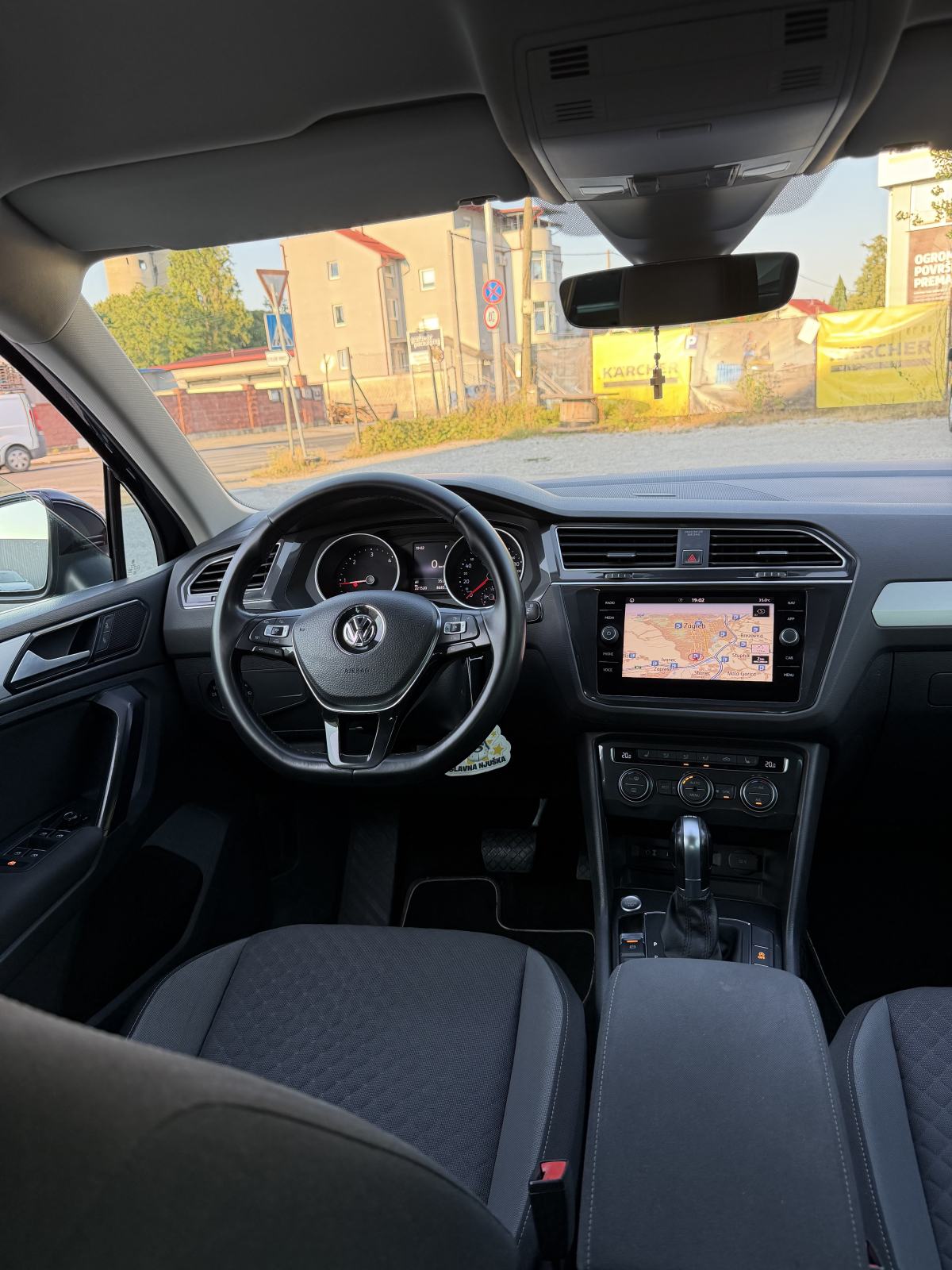 VW Tiguan 2,0 TDI DSG -LED-KAMERA-ACC-V+M SERVIS-MOD.2019, fotografija 14