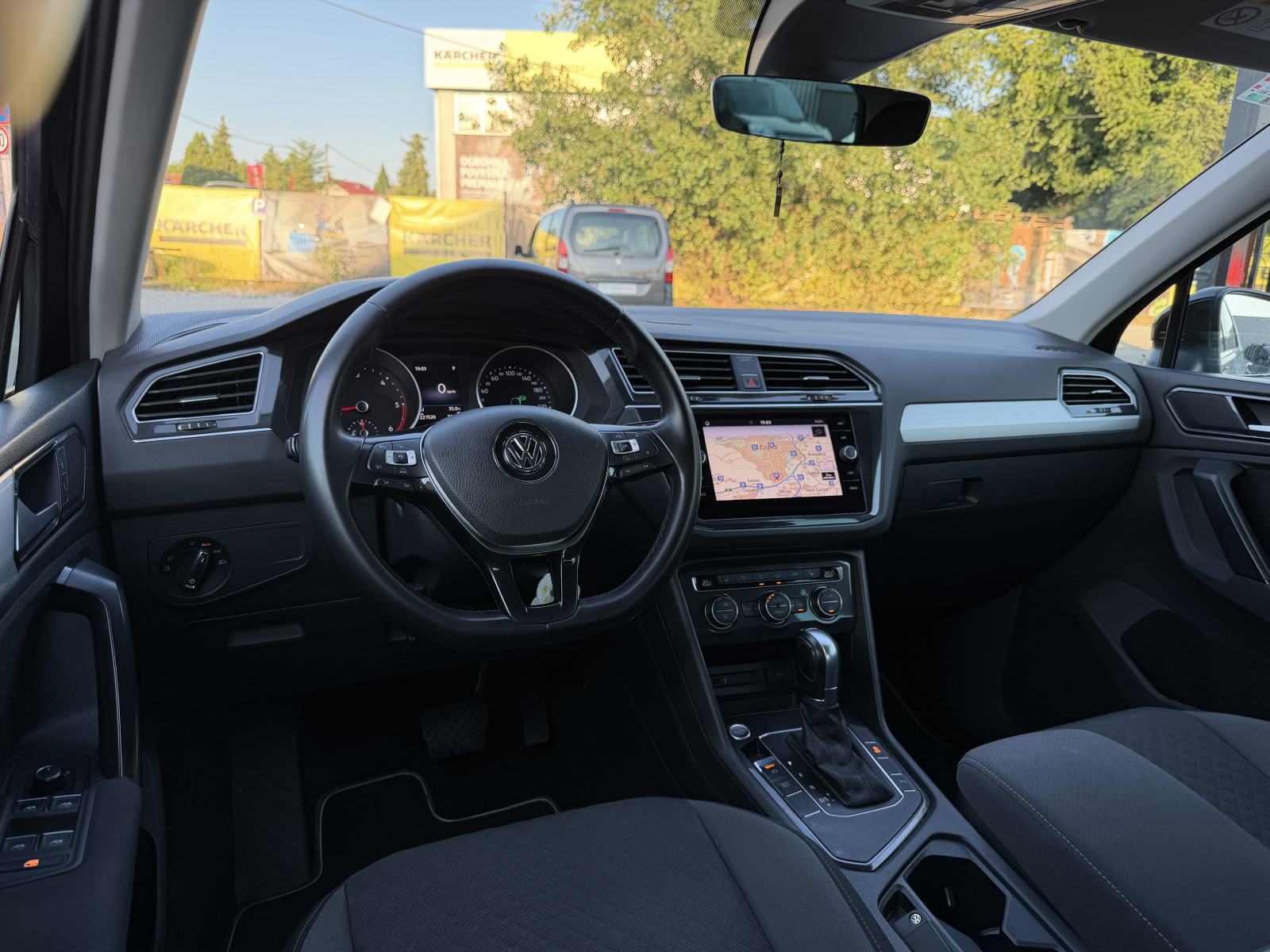VW Tiguan 2,0 TDI DSG -LED-KAMERA-ACC-V+M SERVIS-MOD.2019, fotografija 15