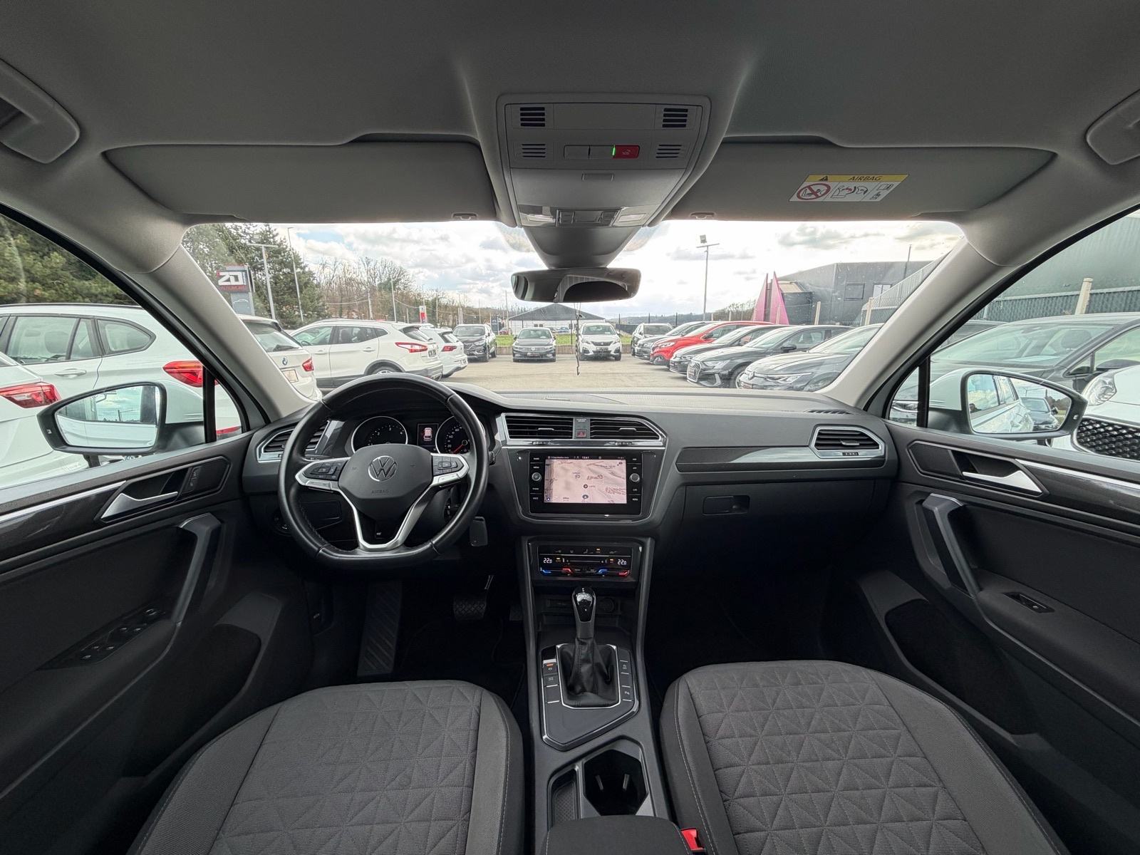 VW Tiguan 2,0 TDI *DSG* Life *11/2022* LED Navi ACC Kamera R17 Servisn, fotografija 19
