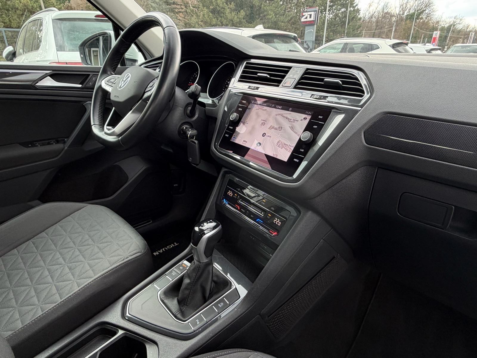 VW Tiguan 2,0 TDI *DSG* Life *11/2022* LED Navi ACC Kamera R17 Servisn, fotografija 20