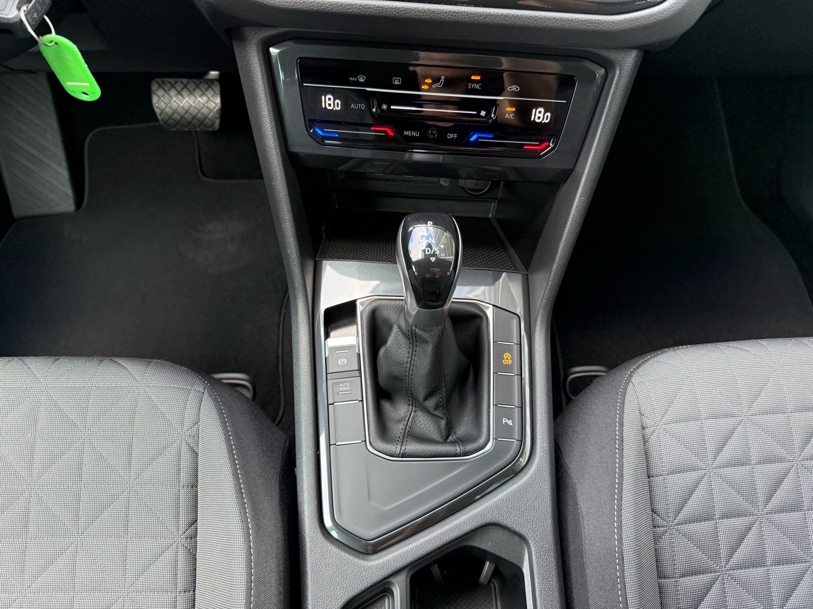 VW Tiguan 2.0 TDI DSG NAVI°ADAP. TEMPOMAT°KAMERA°LEASING BEZ UČEŠĆA, fotografija 15