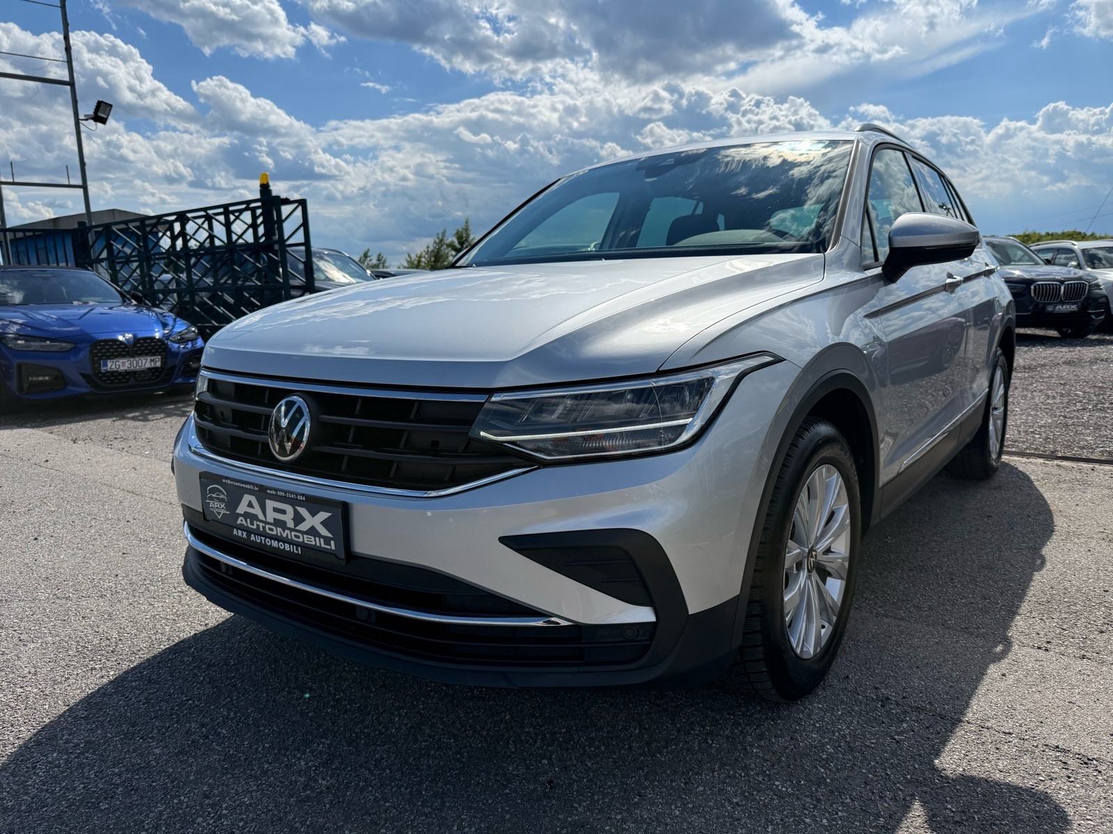 VW Tiguan 2.0 TDI DSG NAVI°ADAP. TEMPOMAT°KAMERA°LEASING BEZ UČEŠĆA, fotografija 3
