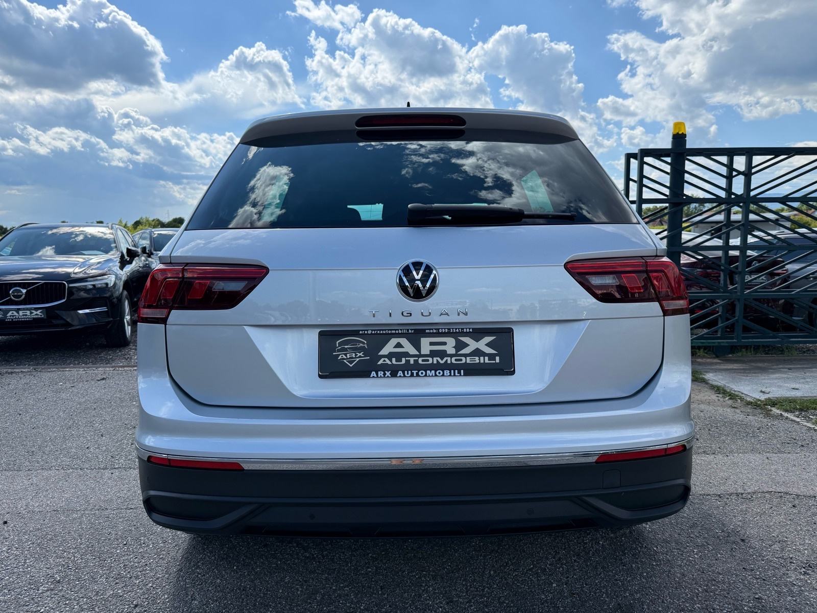 VW Tiguan 2.0 TDI DSG NAVI°ADAP. TEMPOMAT°KAMERA°LEASING BEZ UČEŠĆA, fotografija 7