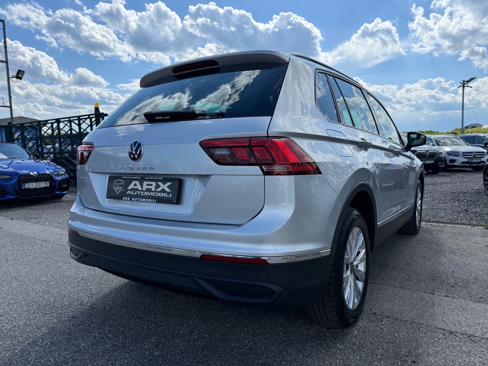 VW Tiguan 2.0 TDI DSG NAVI°ADAP. TEMPOMAT°KAMERA°LEASING BEZ UČEŠĆA, fotografija 6