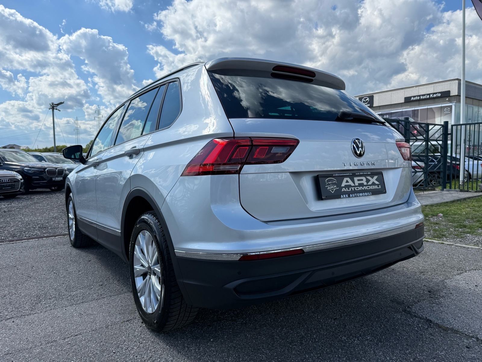 VW Tiguan 2.0 TDI DSG NAVI°ADAP. TEMPOMAT°KAMERA°LEASING BEZ UČEŠĆA, fotografija 8