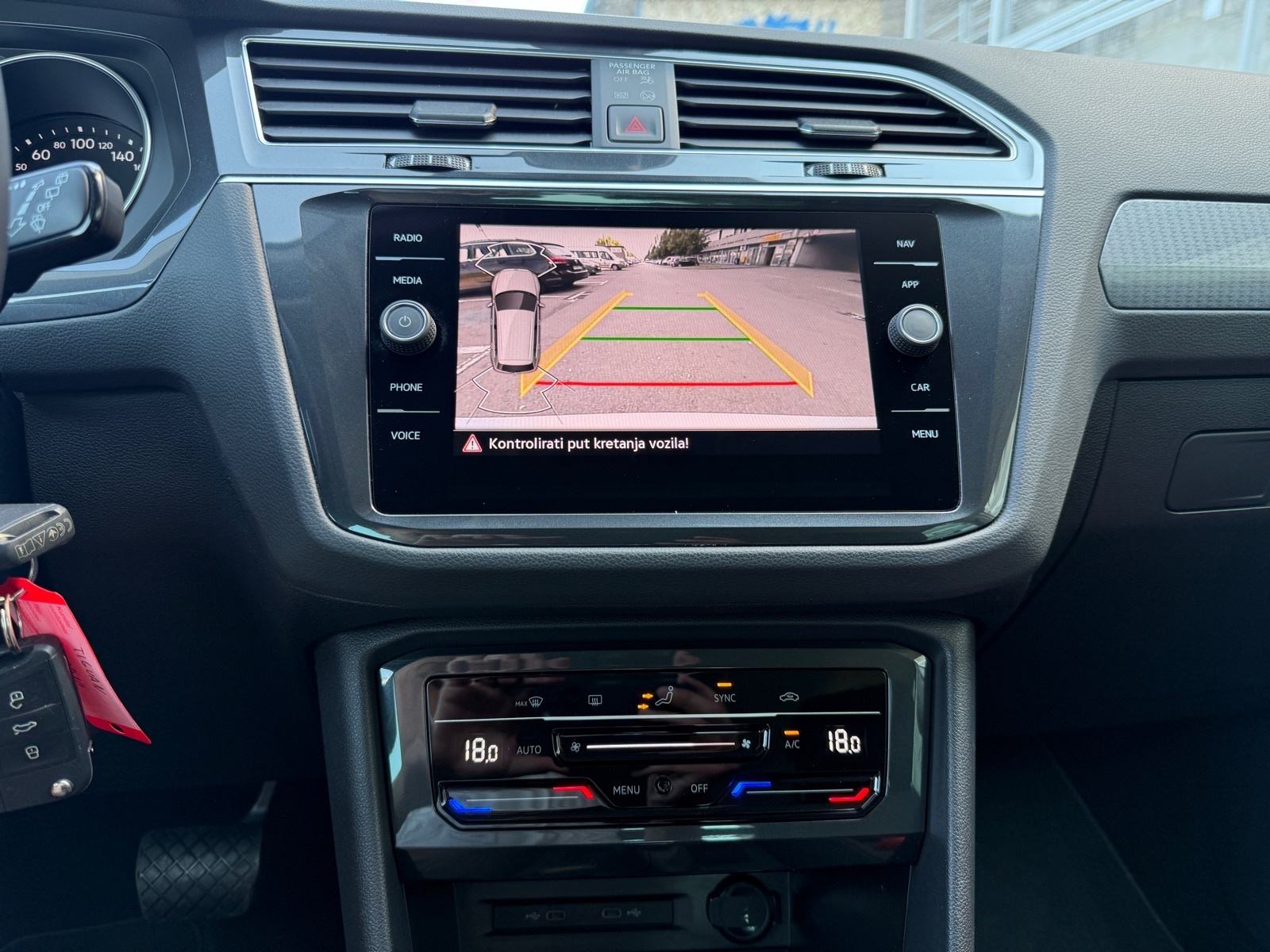 VW Tiguan 2.0 TDI DSG NAVI°ADAP. TEMPOMAT°KAMERA°LEASING BEZ UČEŠĆA, fotografija 14