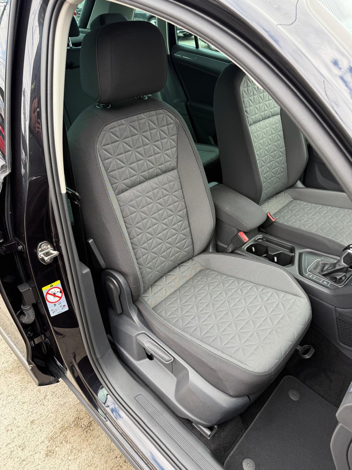 VW Tiguan 2,0 TDI DSG °NAVI°ADAPTIVNI TEMP.°LEASING BEZ UČEŠĆA°U PDV-U, fotografija 12