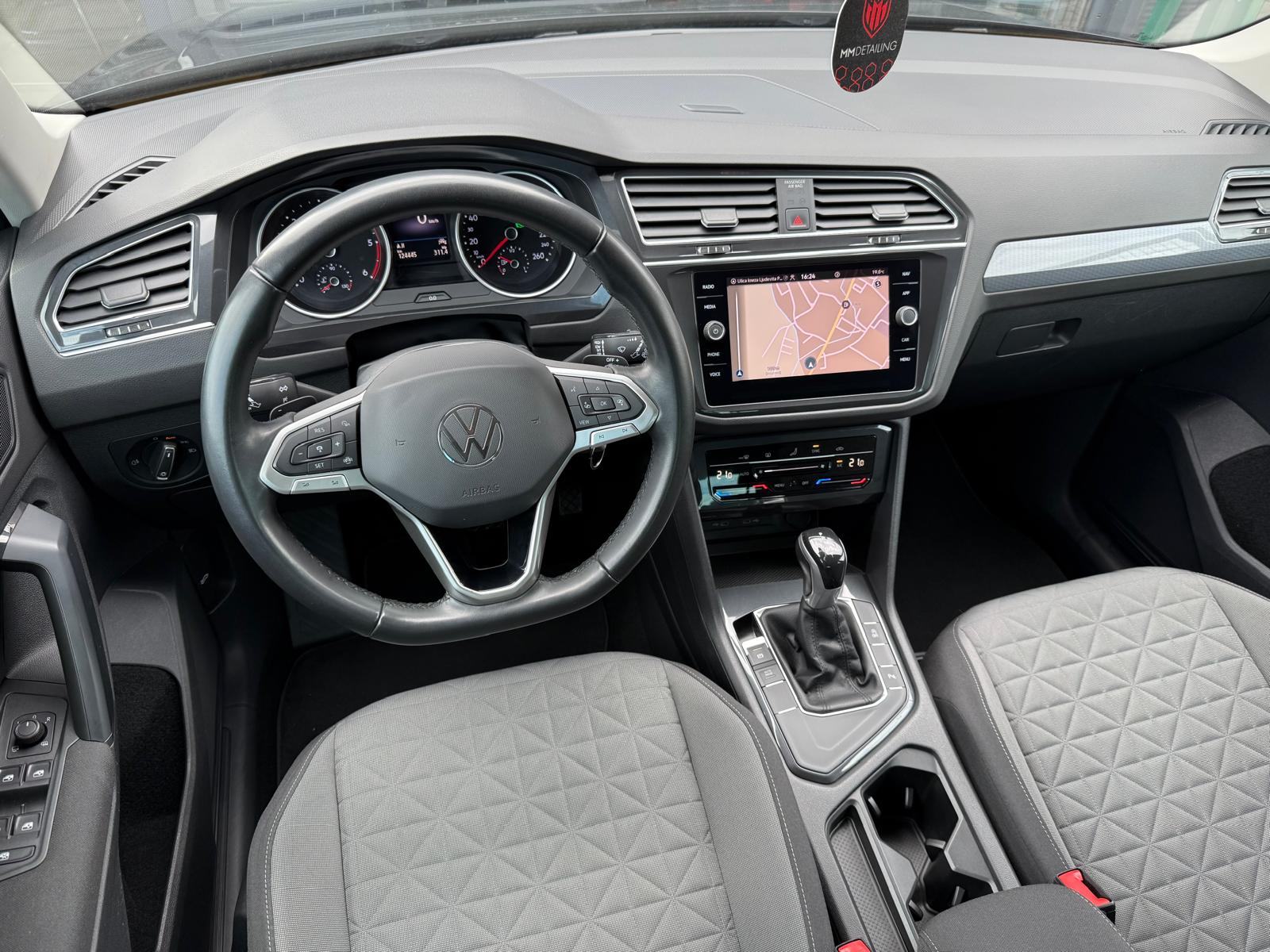 VW Tiguan 2,0 TDI DSG °NAVI°ADAPTIVNI TEMP.°LEASING BEZ UČEŠĆA°U PDV-U, fotografija 8