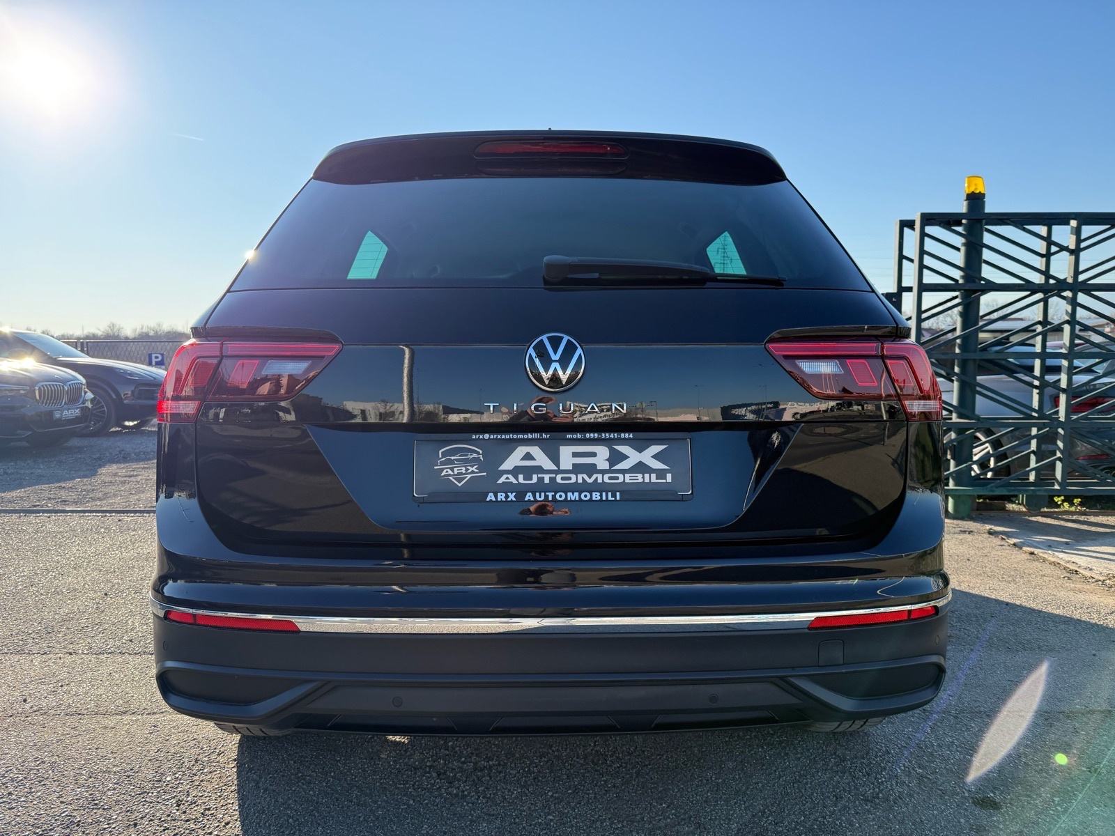 VW Tiguan 2,0 TDI DSG °NAVI°ADAPTIVNI TEMPOMAT°LEASING BEZ UČEŠĆA°, fotografija 7