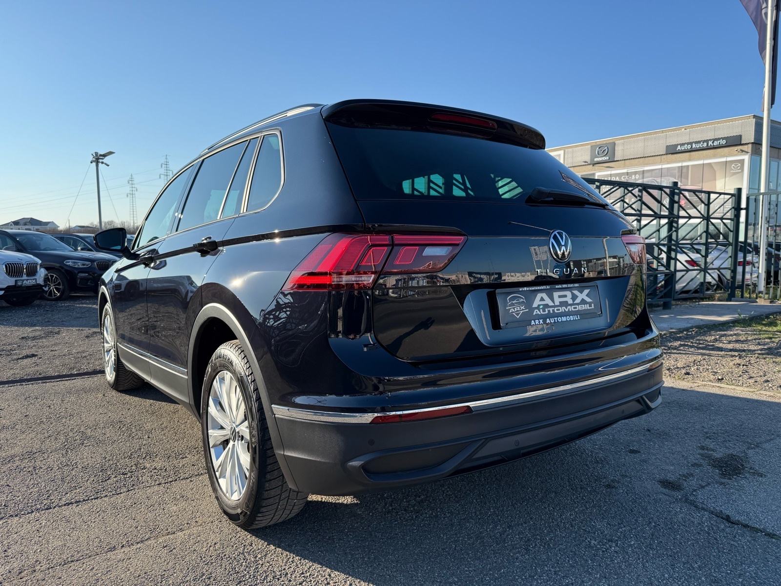 VW Tiguan 2,0 TDI DSG °NAVI°ADAPTIVNI TEMPOMAT°LEASING BEZ UČEŠĆA°, fotografija 8
