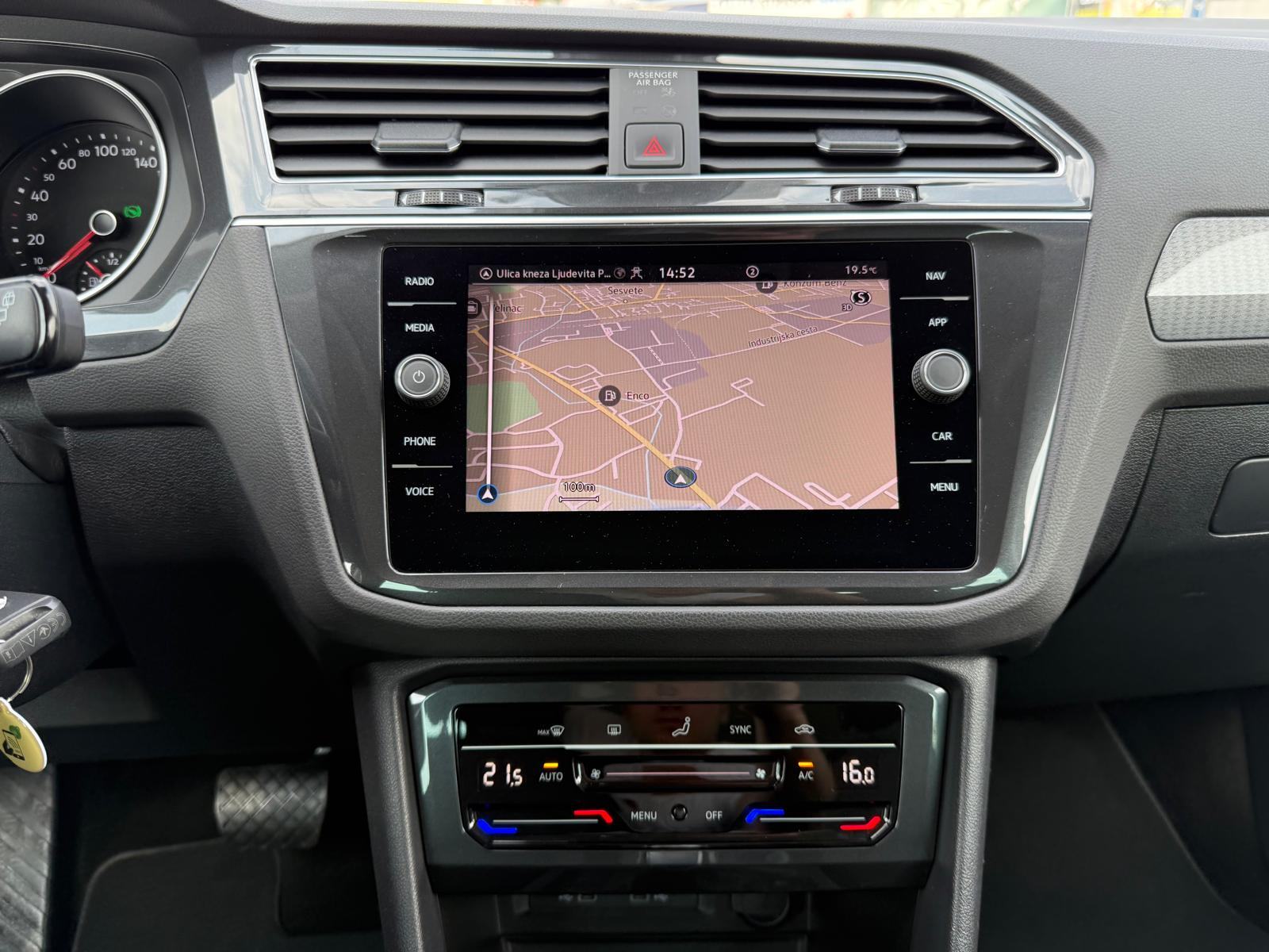 VW Tiguan 2.0 TDI DSG NAVIGACIJA°ADAPTIVNI TEMPOMAT°LEASING BEZ UČEŠĆA, fotografija 11