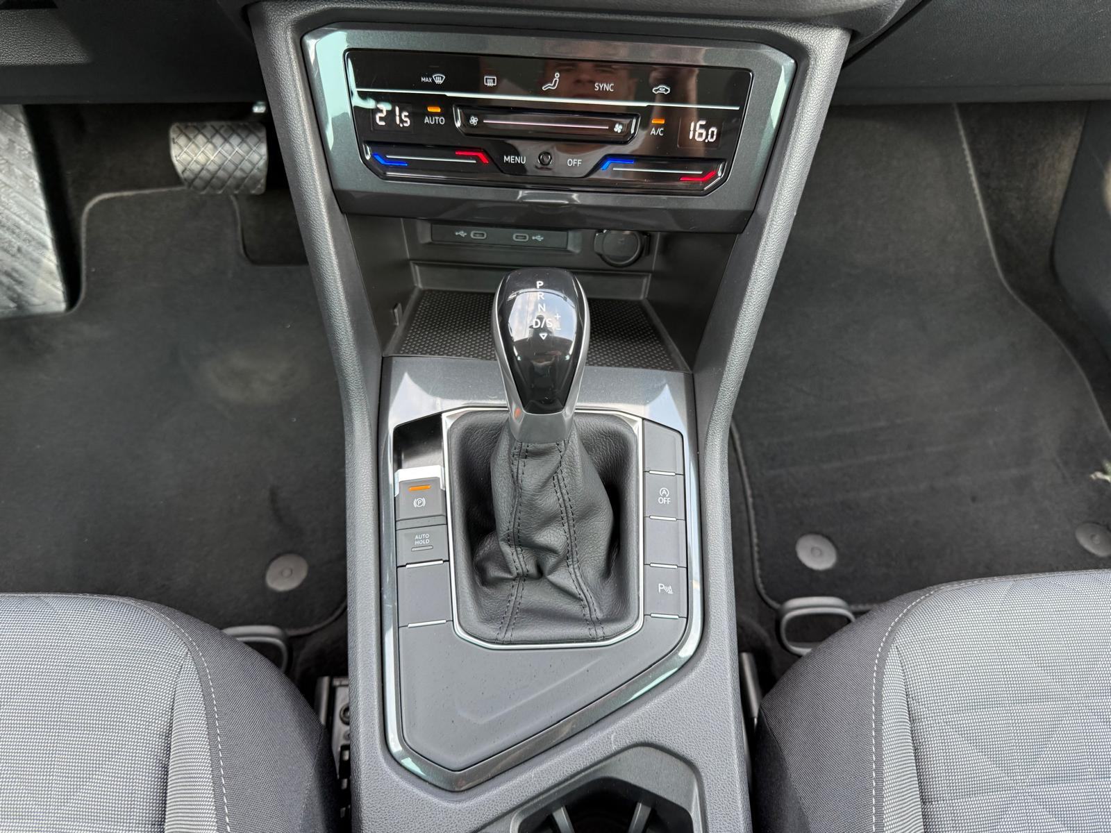 VW Tiguan 2.0 TDI DSG NAVIGACIJA°ADAPTIVNI TEMPOMAT°LEASING BEZ UČEŠĆA, fotografija 12